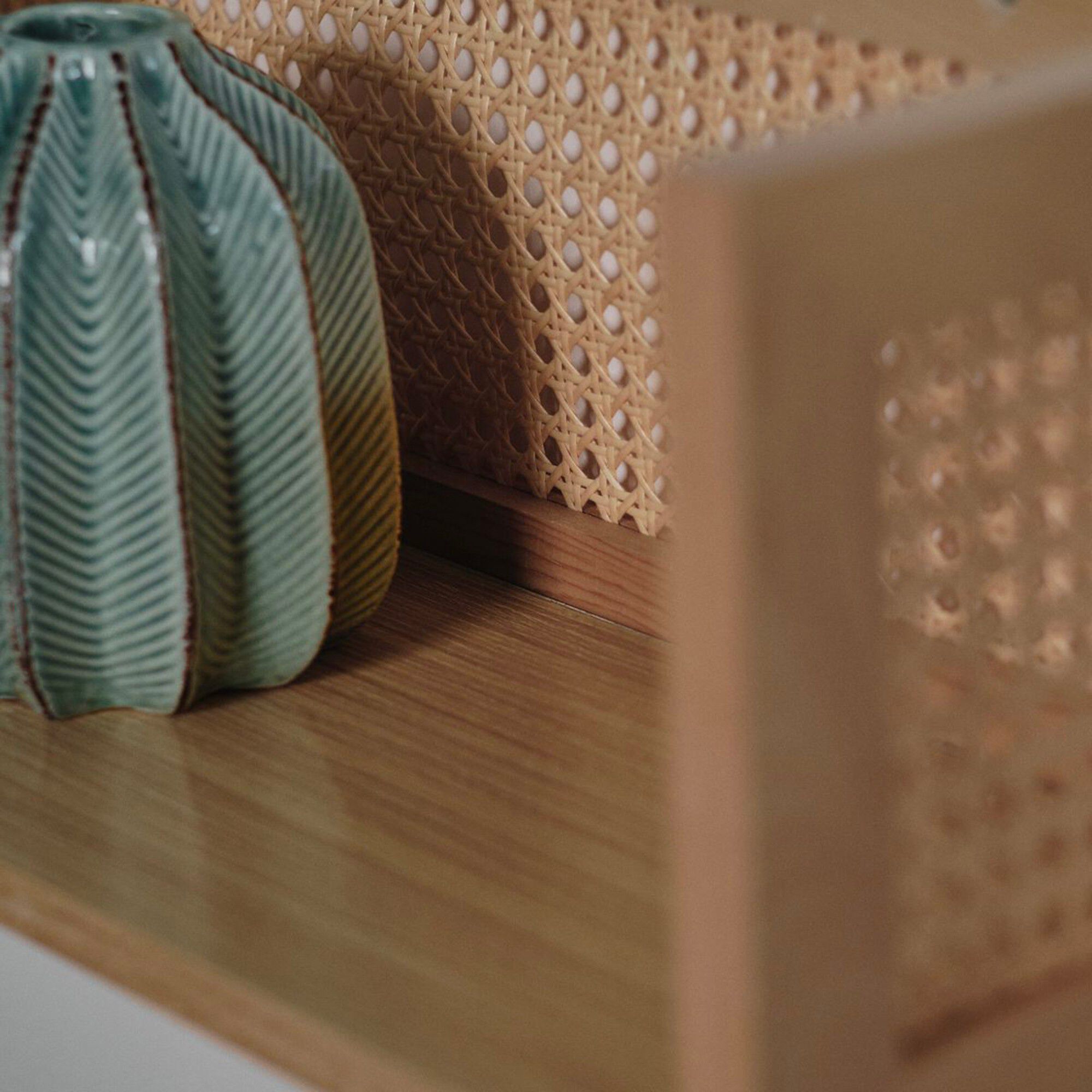 Etagère en cannage bois