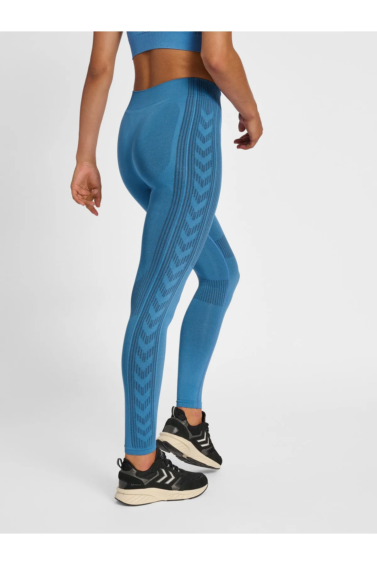 hummel  hmlFORMENDE NAHTLOSE MW-STRUMPFHOSE