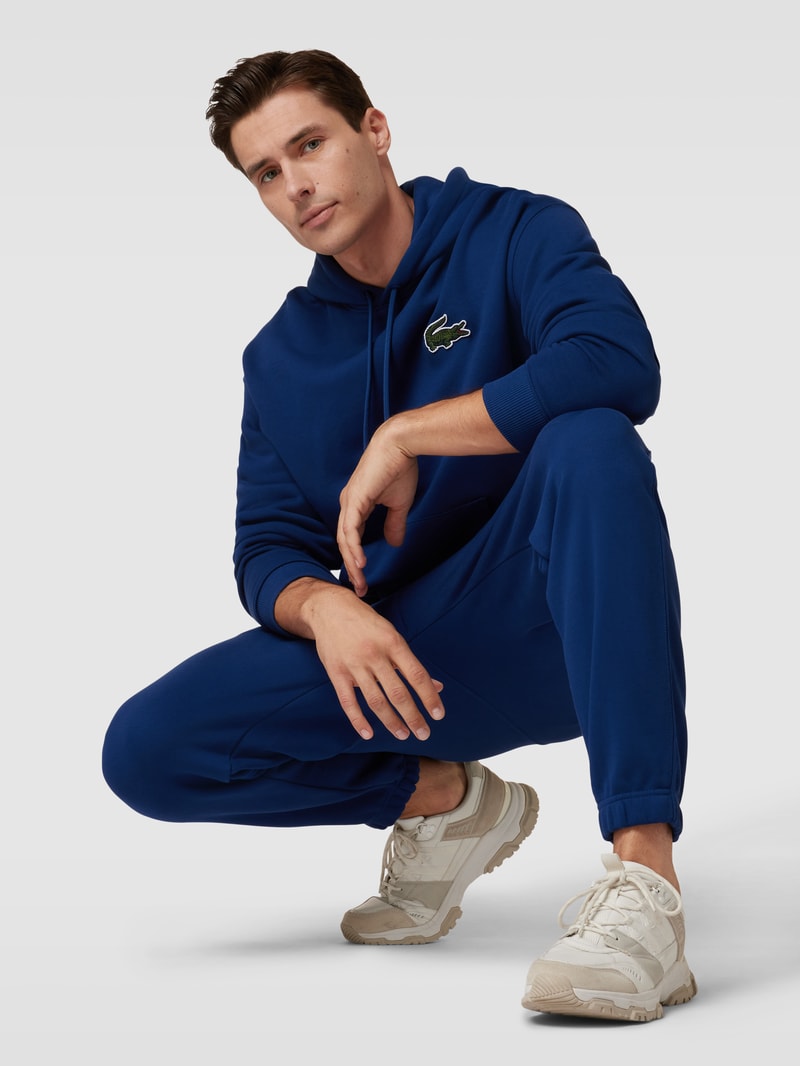 Hoodie mit Känguru-Tasche in blau