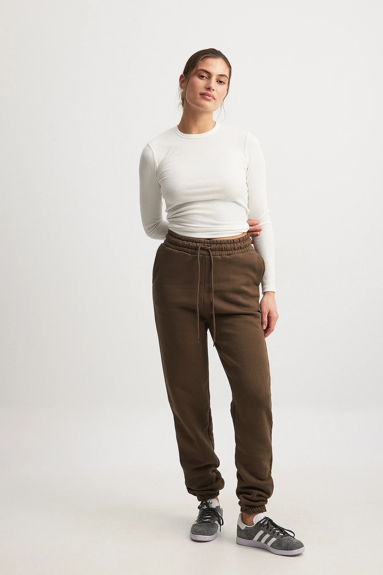 Move Sweatpants