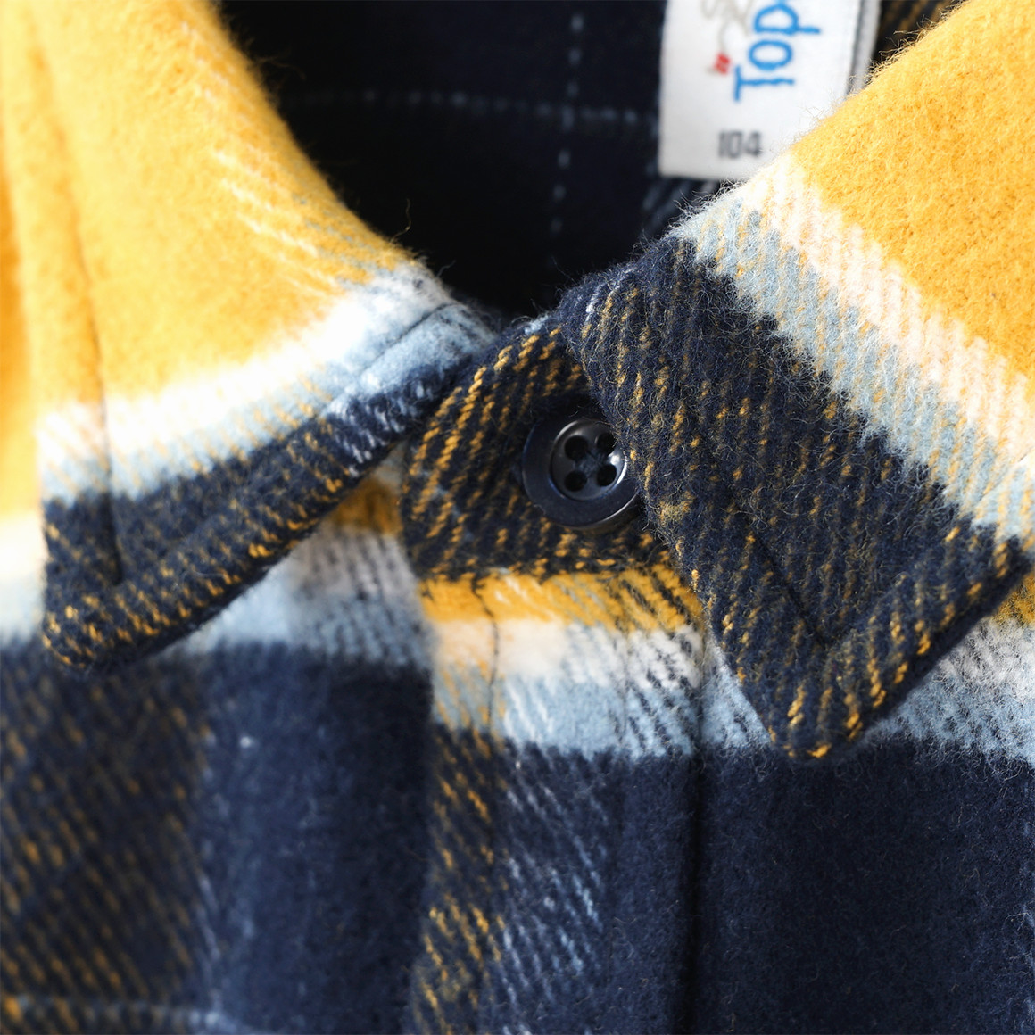 Jungen Hemd im Karo-Look
