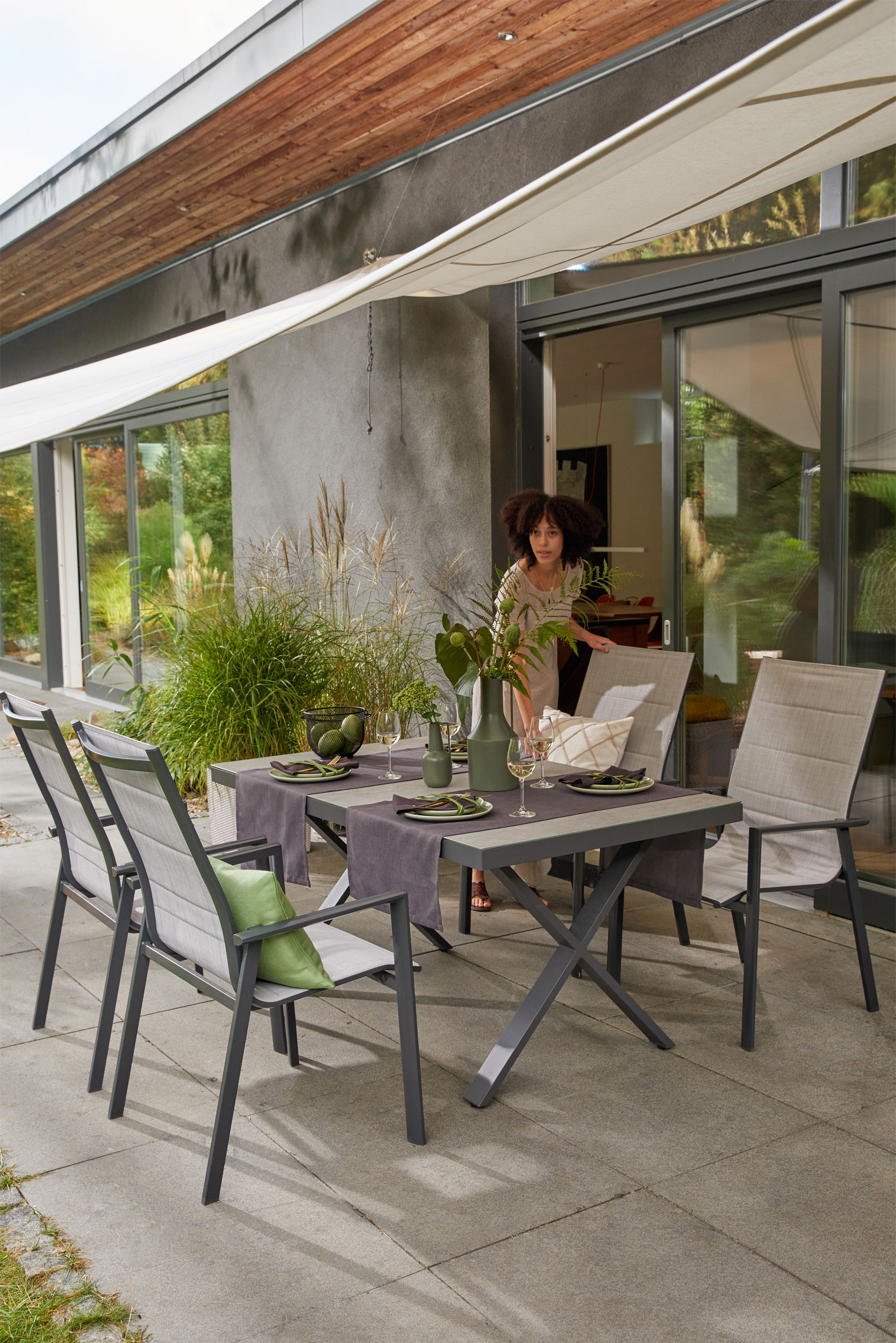 OUTDOORGartenstuhl XL stapelbar