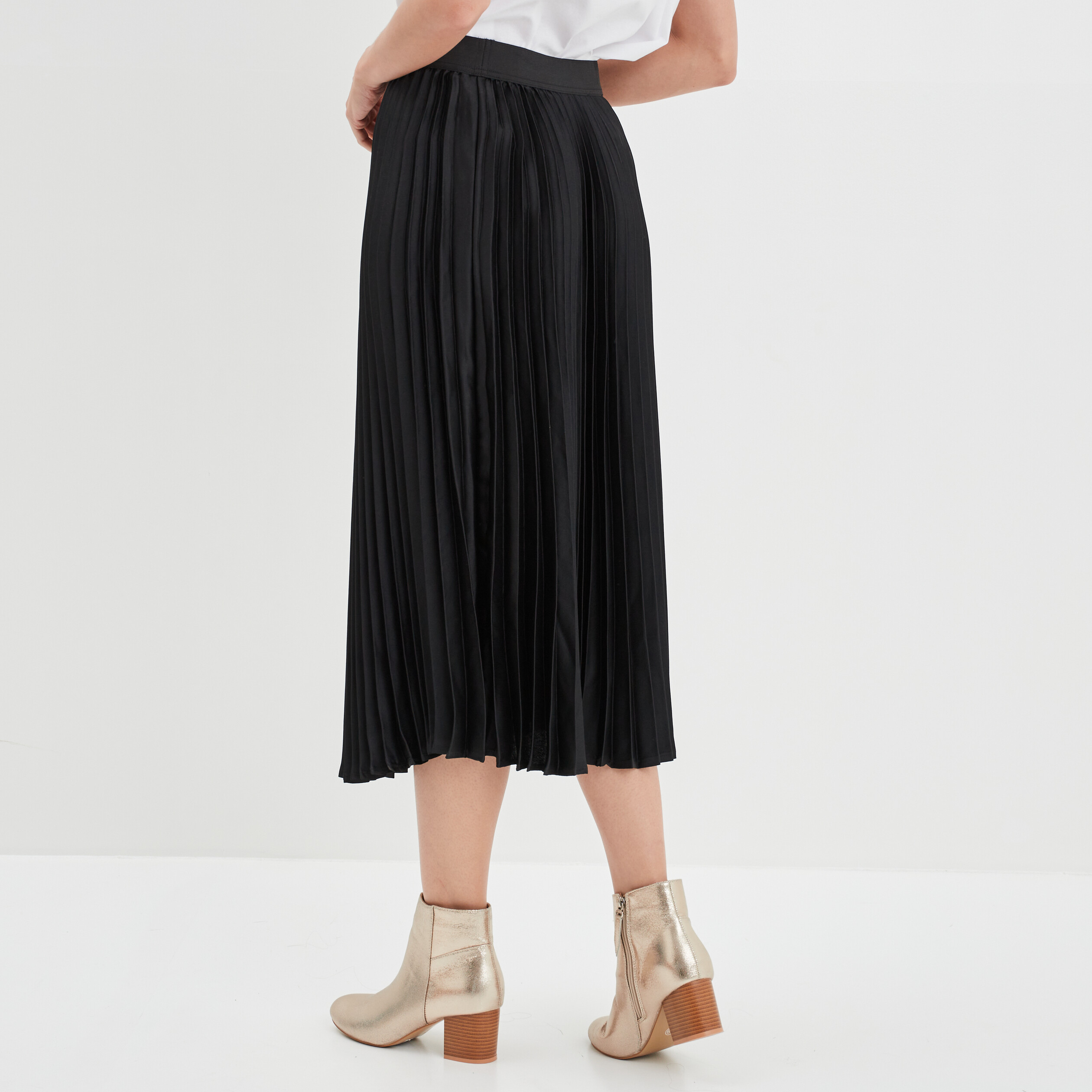 Jupe midi plissée en satin noir femme | La Halle