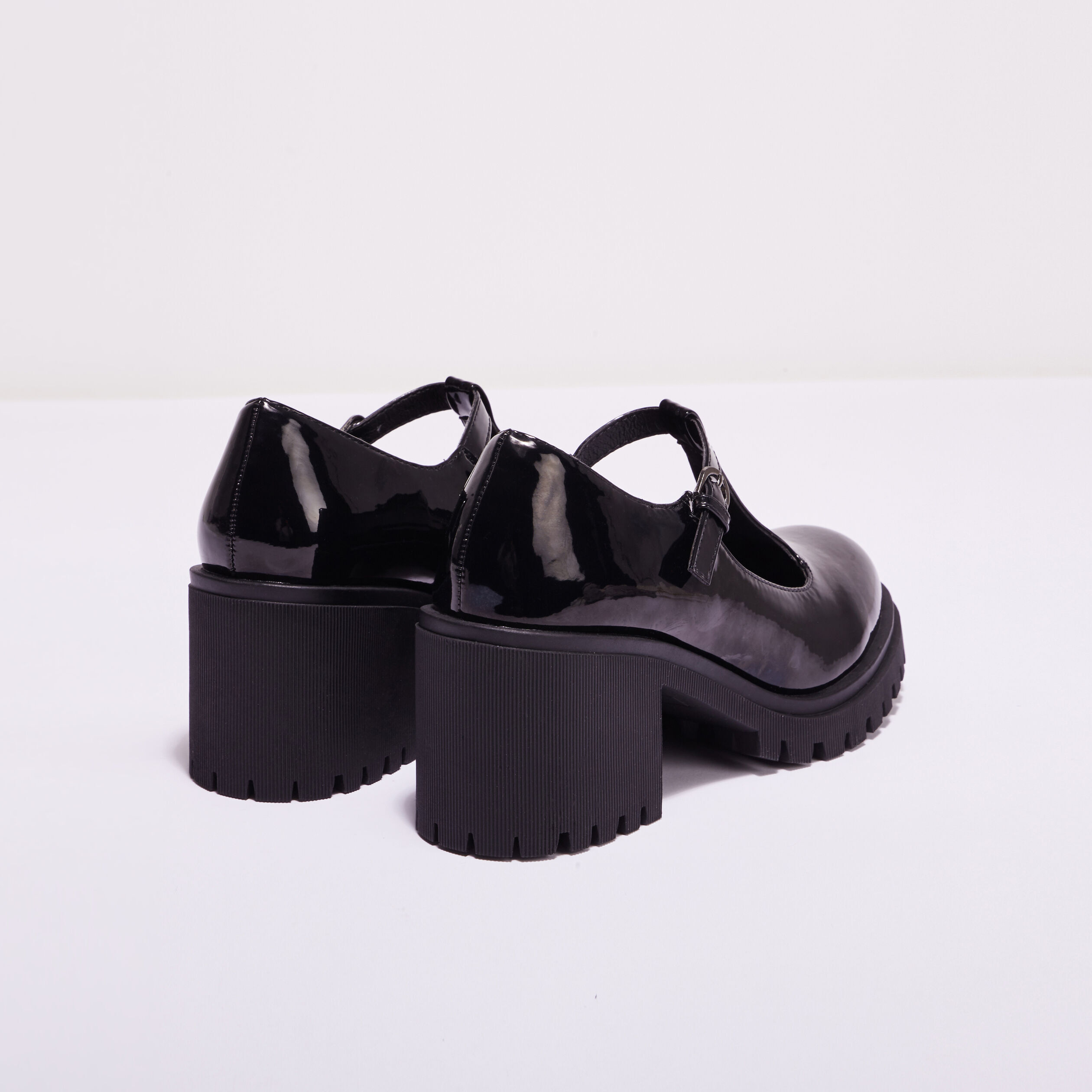 Babies à talons crantées noir femme | Cache Cache
