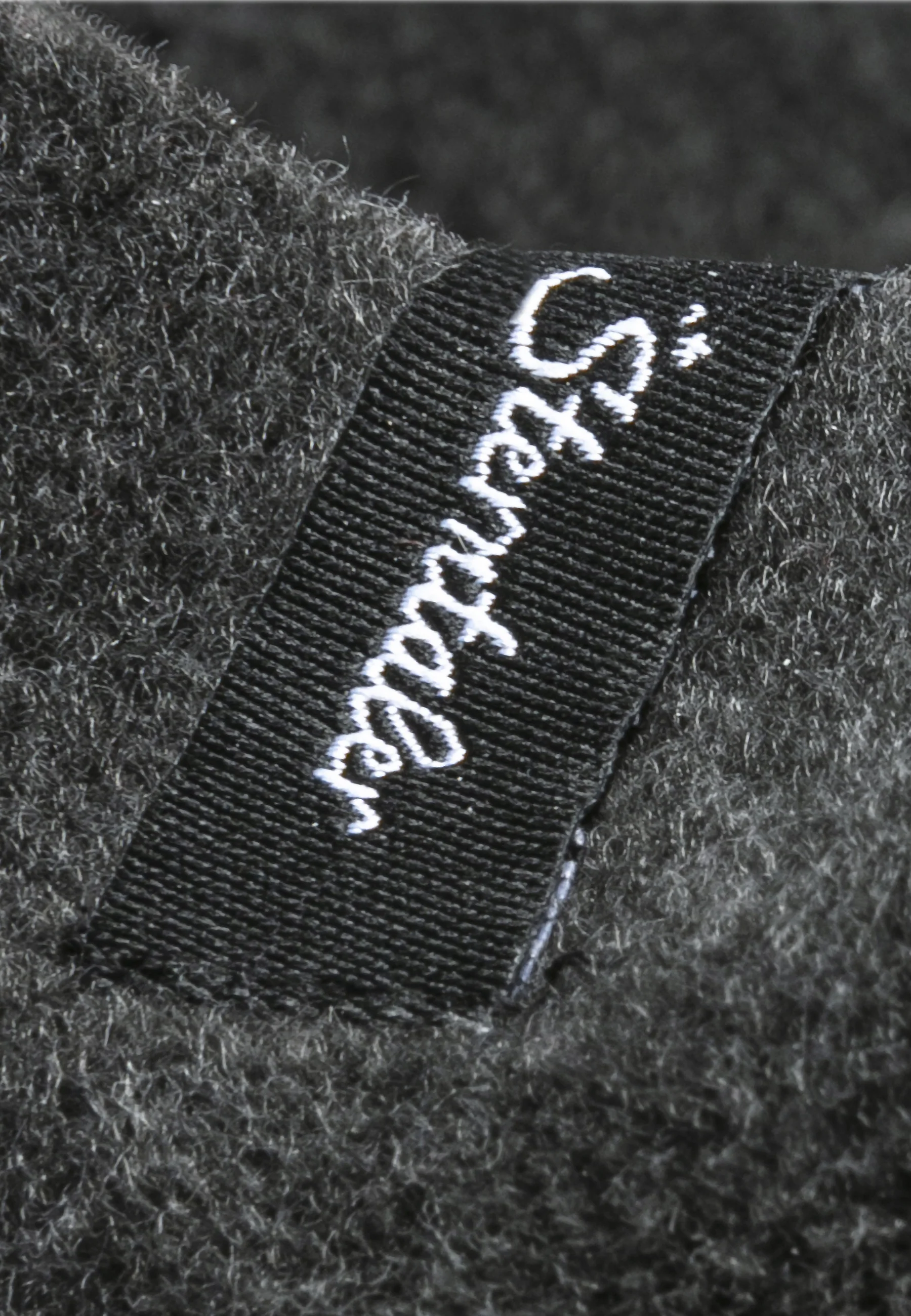 Multifunktionstuch aus Microfleece mit Logo-Patch