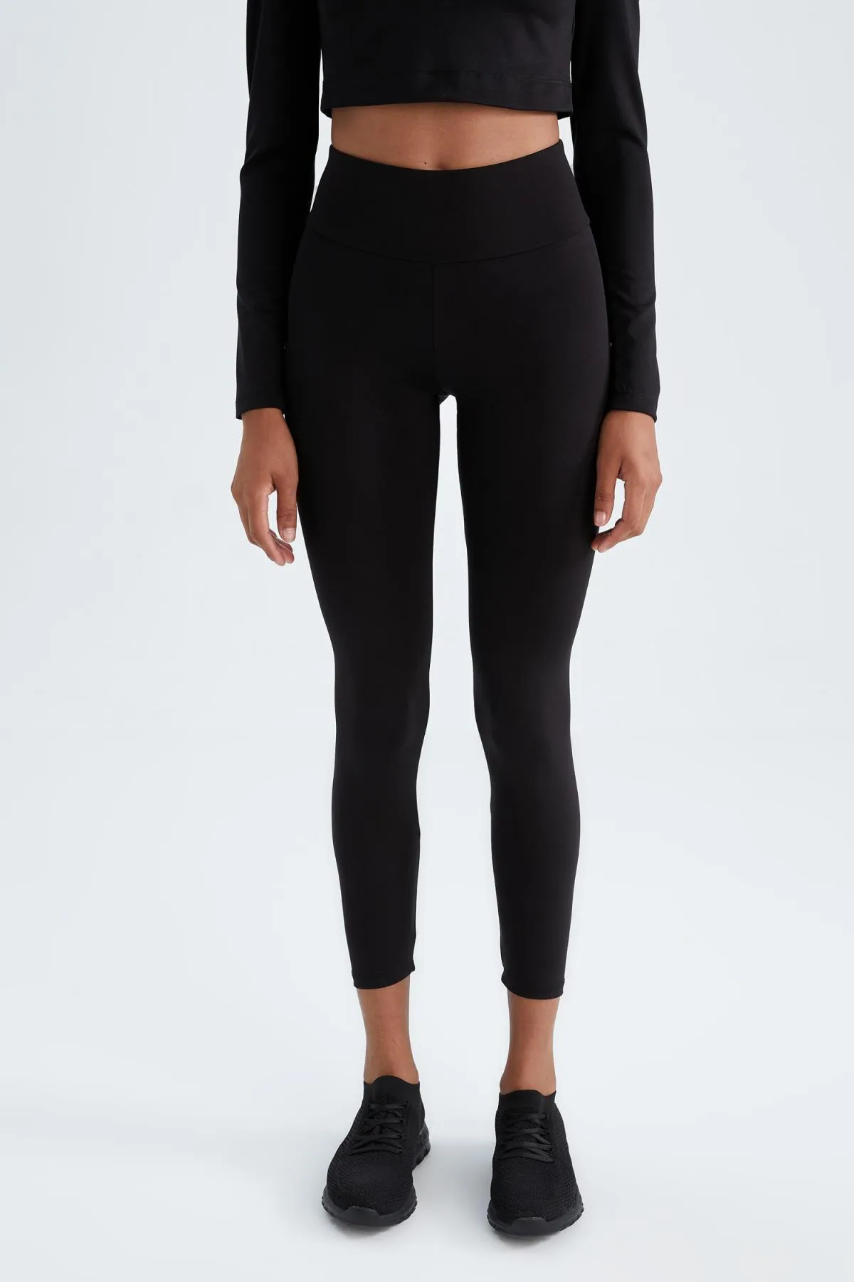 DeFacto  Passform: Taillenbedeckende, weiche, pelzige Leggings