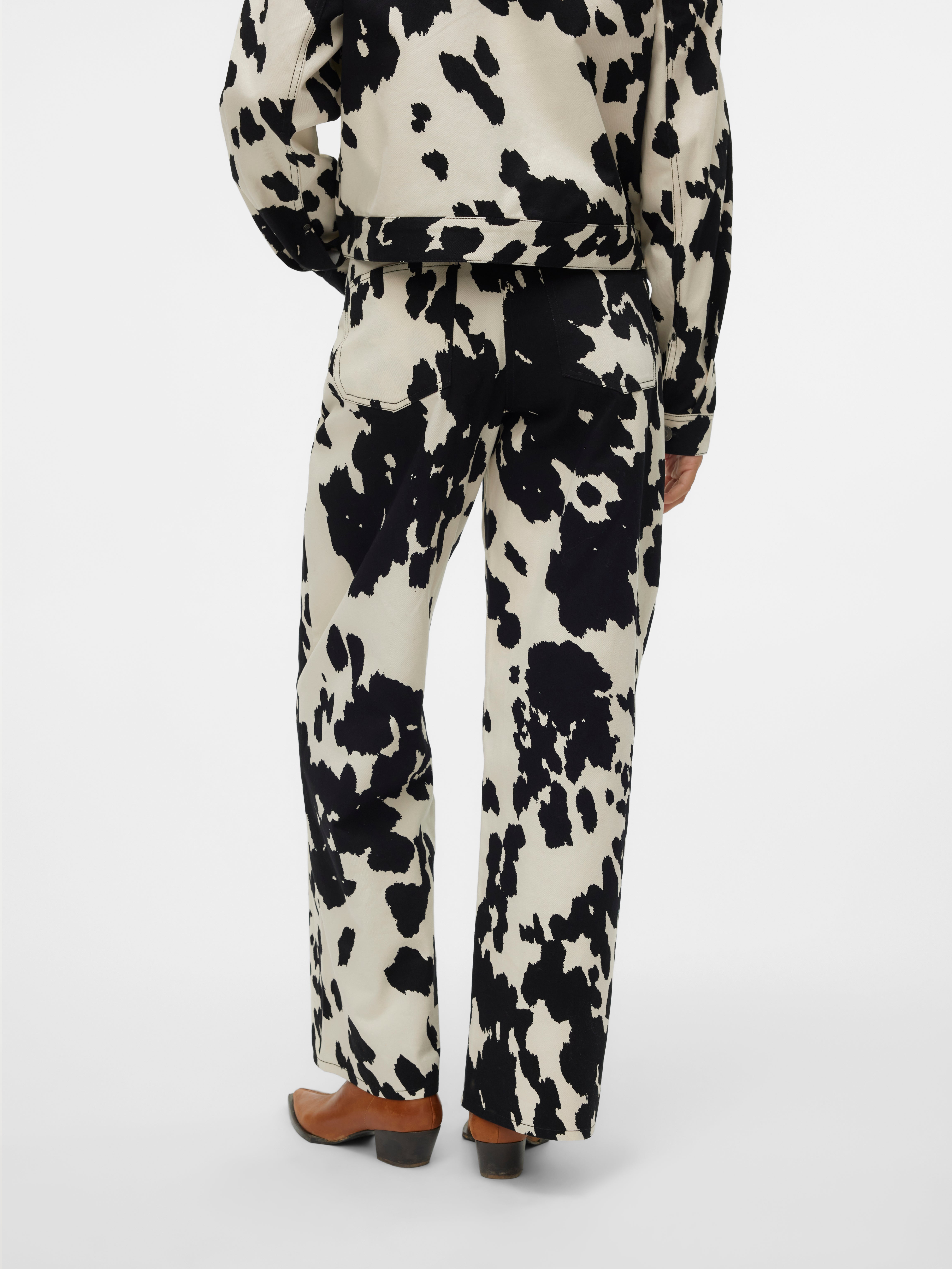 SOMETHINGNEW x ELIS JUREMA  Hose