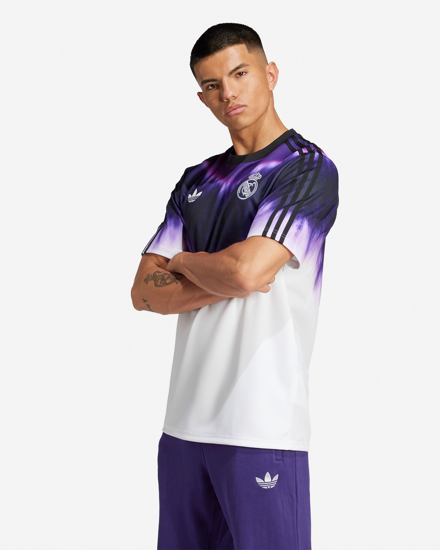 Oficiálne futbalové oblečenie Adidas Real Madrid CNY M JF2590