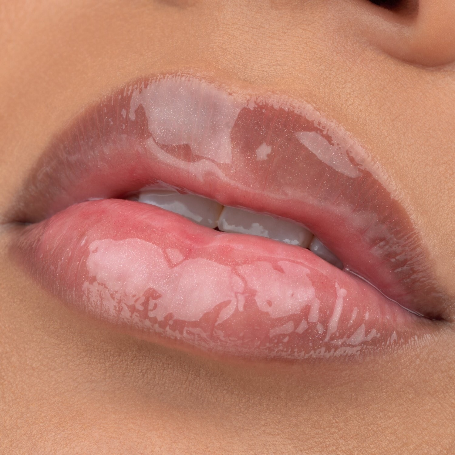 Essence JUICY BOMB