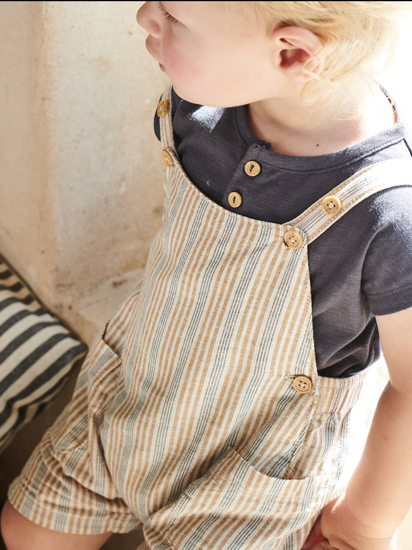 Ensemble bébé T-shirt et salopette rayée écru
