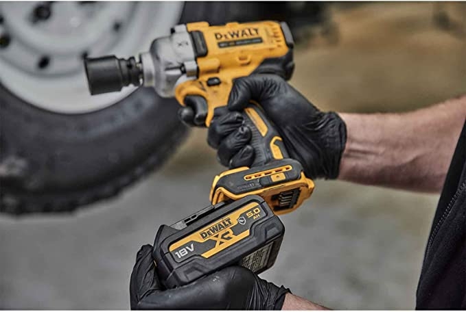 Cheie de impact DeWalt DCF891NT-XJ 18V XR 1/2