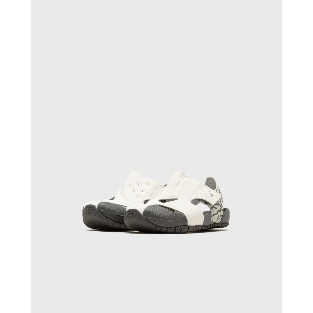 NIKE JORDAN Flare CI7850-100 / weiss