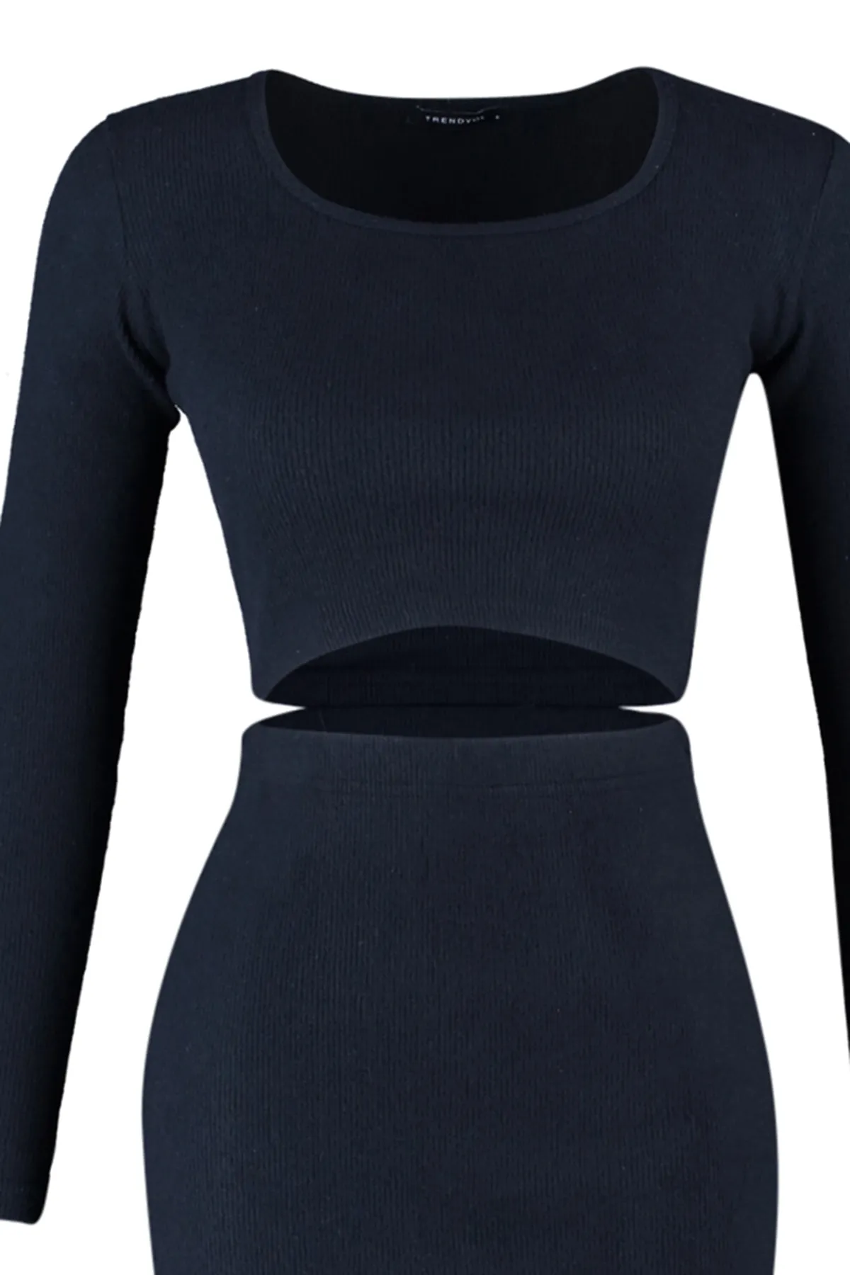 Trendyol Collection  Schwarzes Strickoberteil und -unterteil mit Schlitz und quadratischem Kragen, TWOAW23AU00271