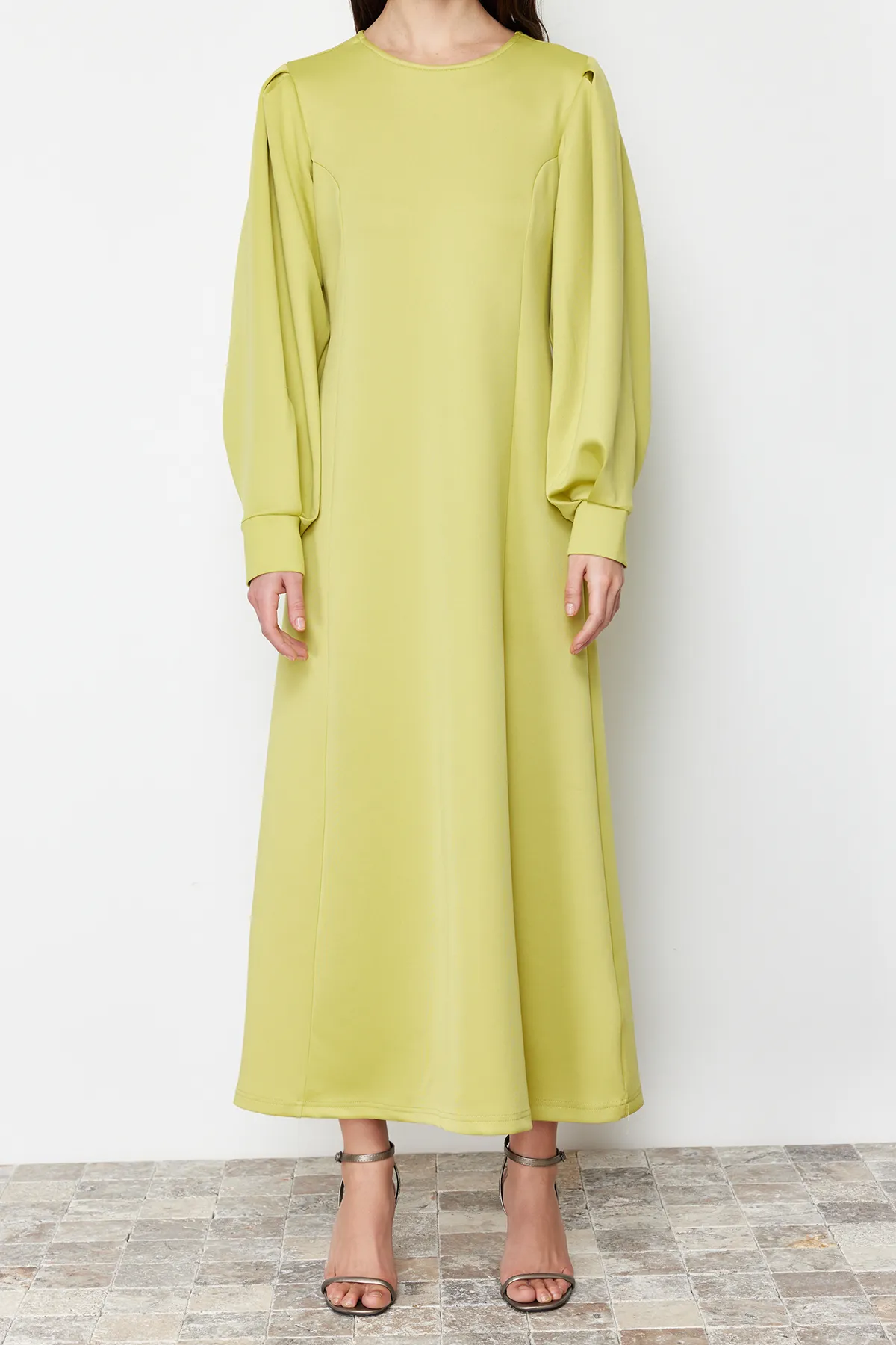 Trendyol Modest  Ölgrünes Scuba-A-Linien-Kleid - TCTSS24EB00110