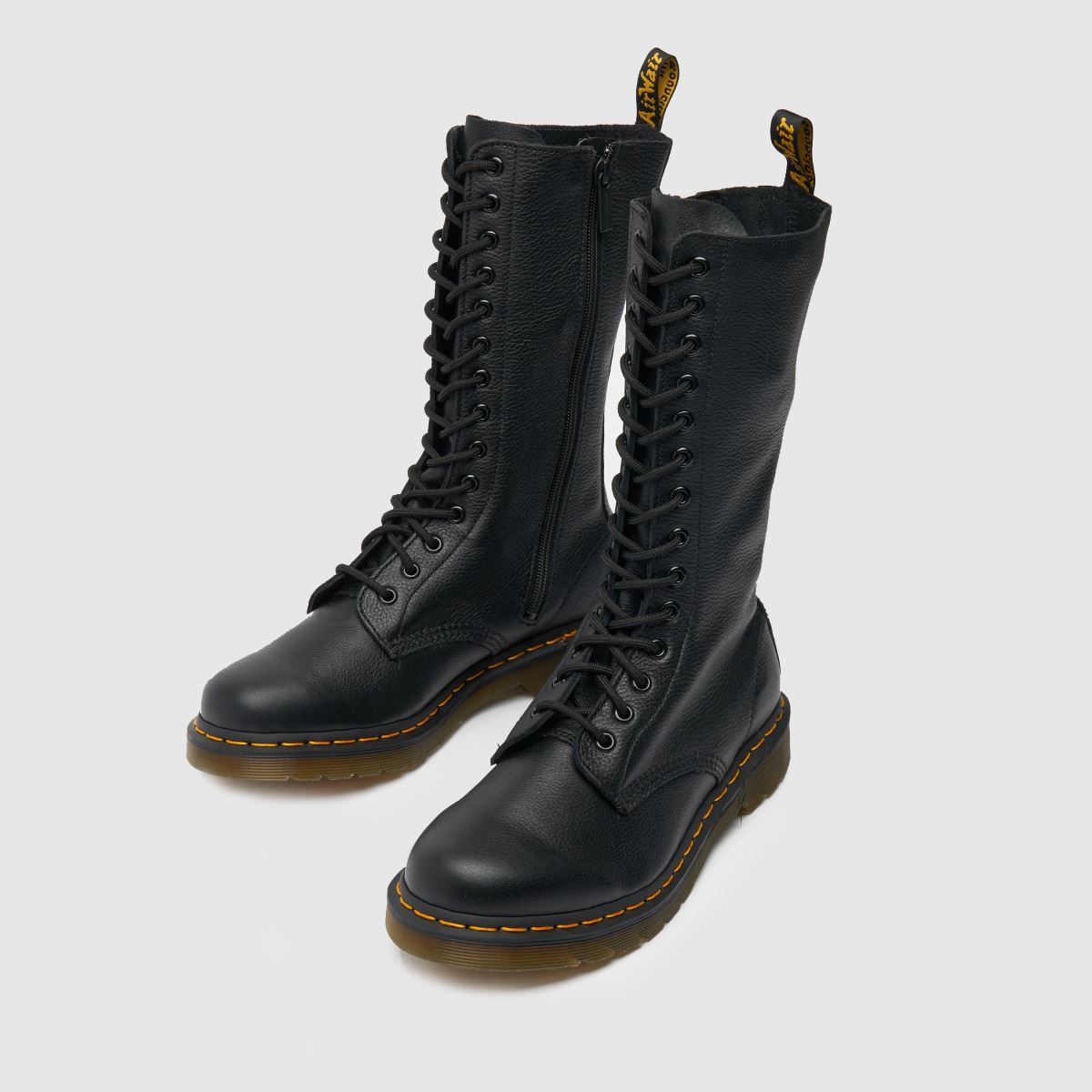 Dr. Martens 1b99 csizma fekete színben