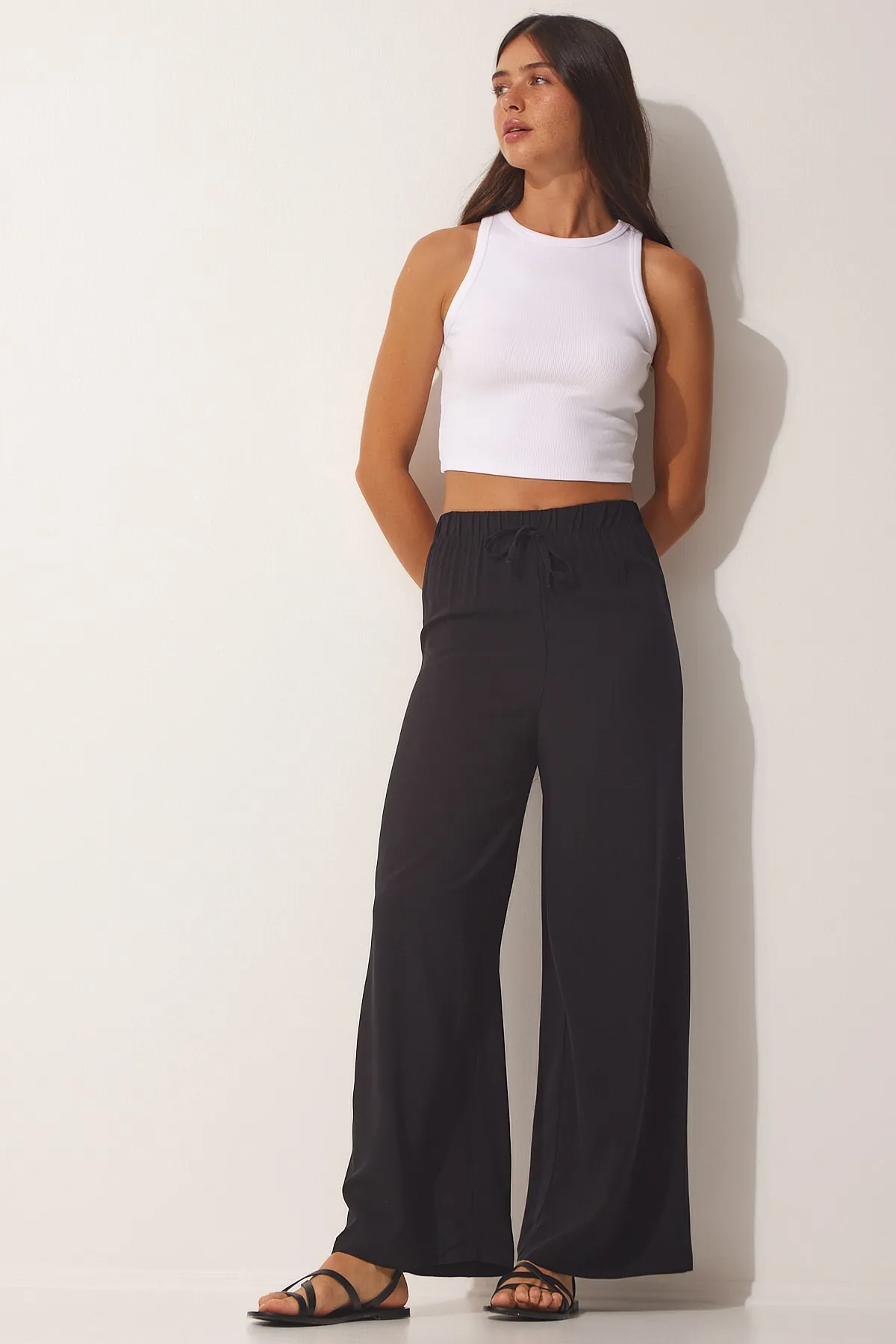 Happiness İstanbul  Schwarze Palazzo-Hose aus Baumwollviskose für Damen BV00076