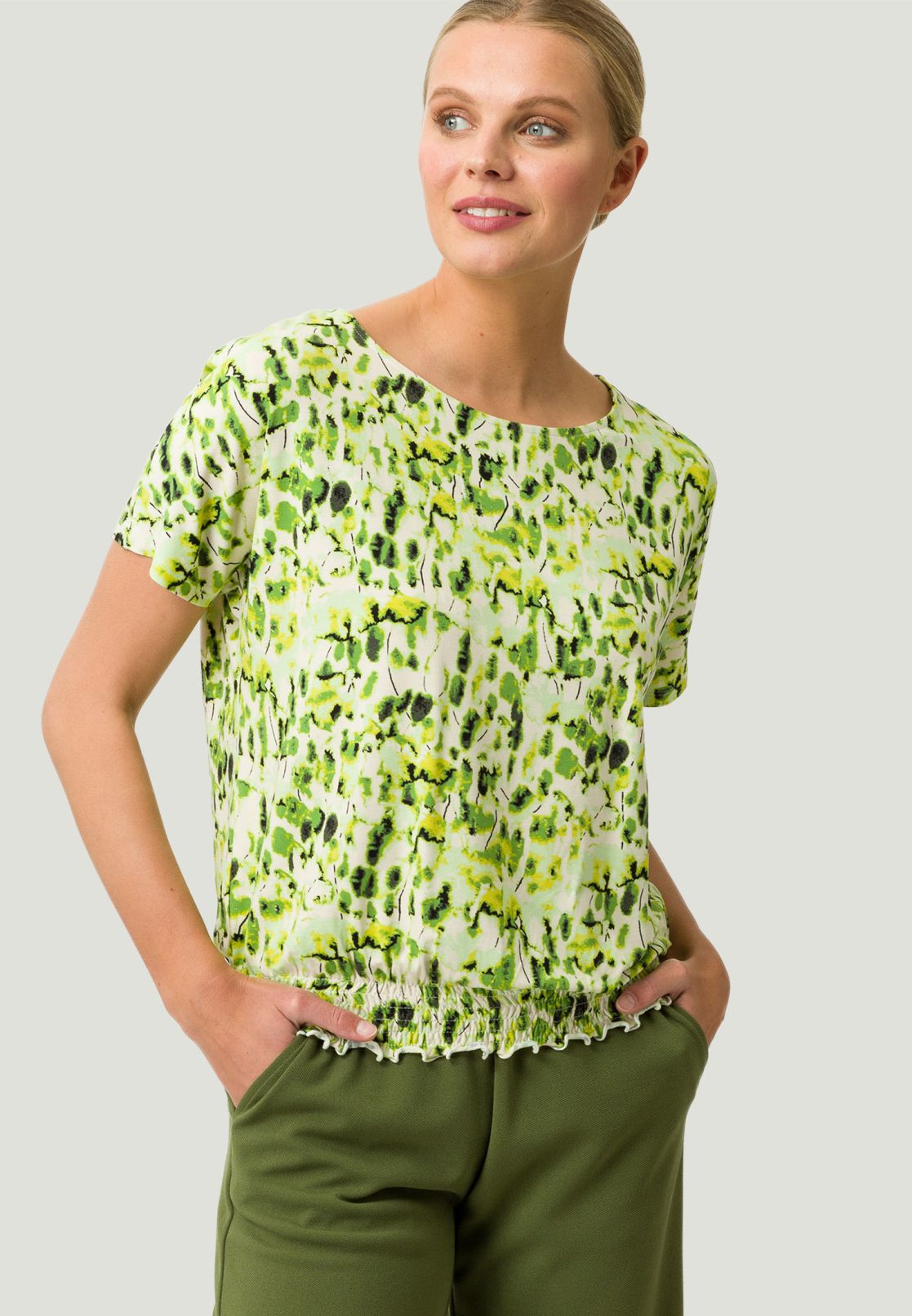 Shirt kurzarm mit gerafftem Saum