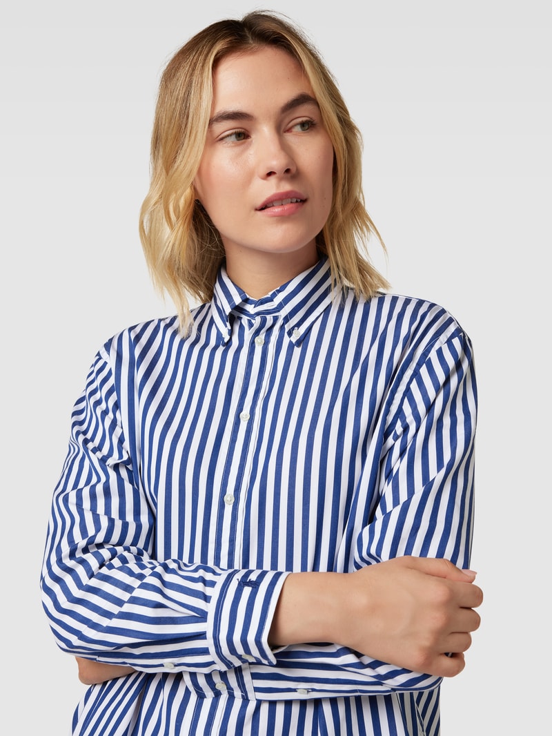 Bluse mit Streifenmuster und verlängertem Rückenteil in royalblau