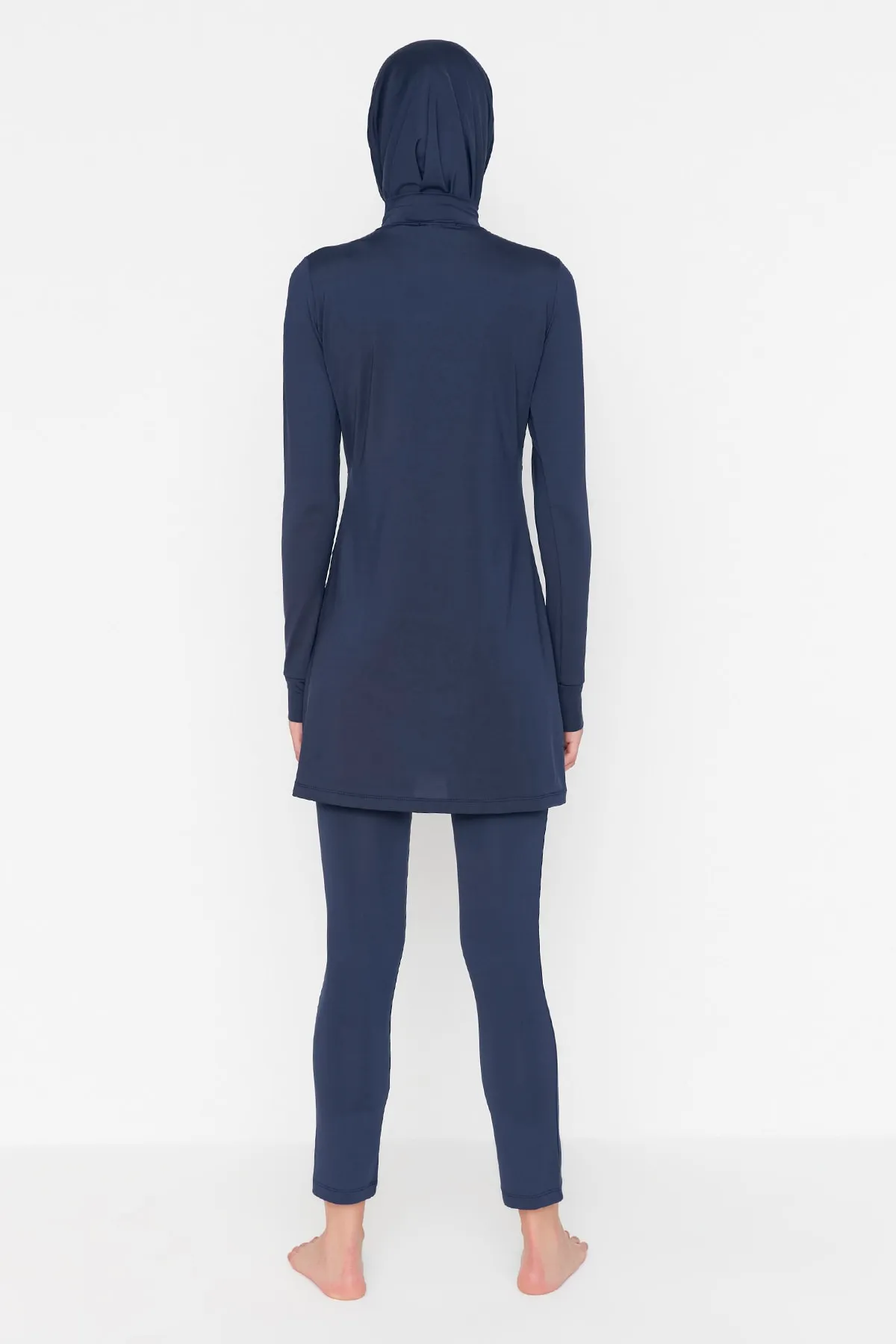 Trendyol Modest  Marineblaues, langärmliges, 4-teiliges Strick-Badeanzug-Set TCTSS22CF0012