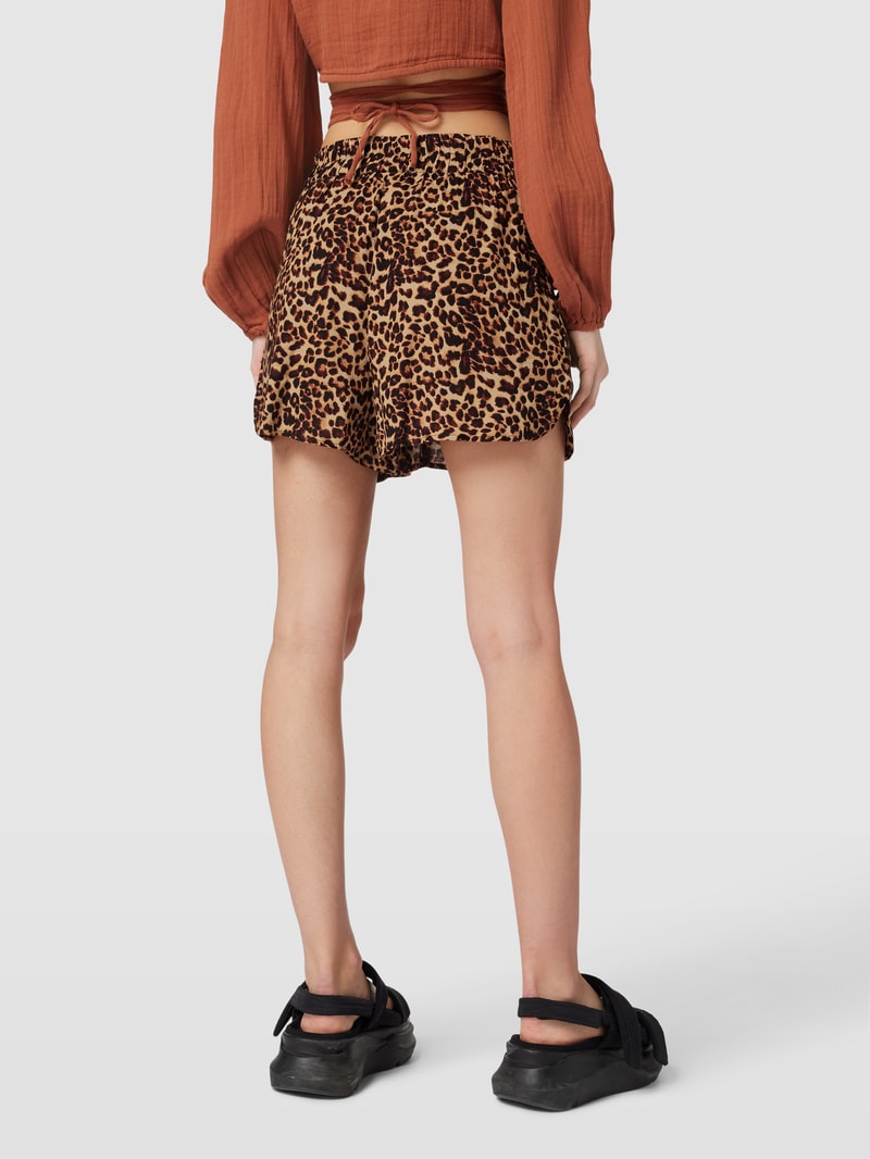Shorts aus reiner Viskose mit Bindegürtel in schwarz