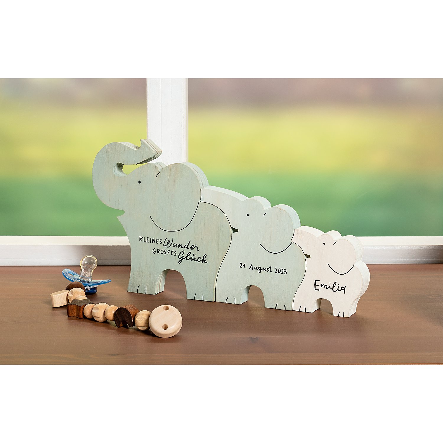 Elefantenfamilie aus Holz, 30 x 16 cm, 3 Stück