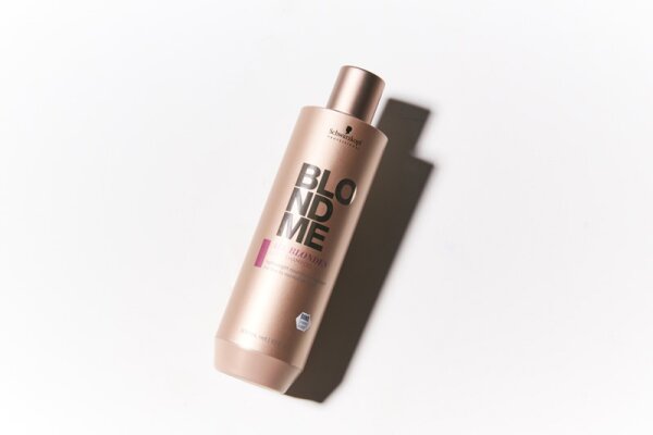 Schwarzkopf Professional BlondMe All Blondes Light Shampoo