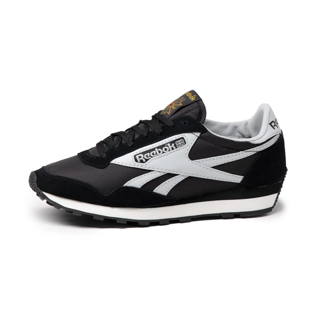 Reebok Aztec II H04984 / schwarz