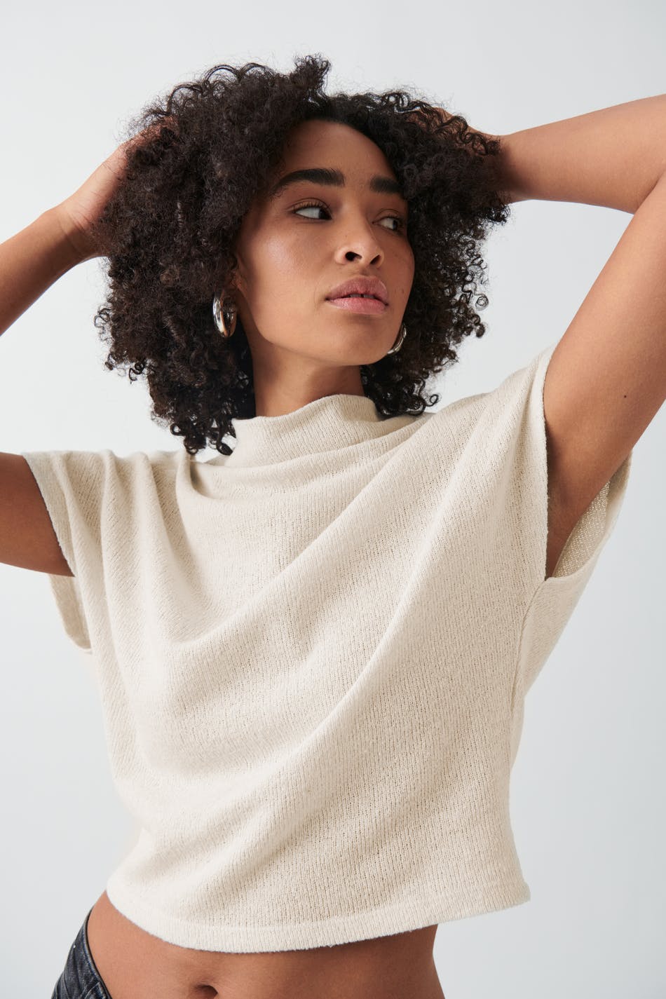 Funnel neck top