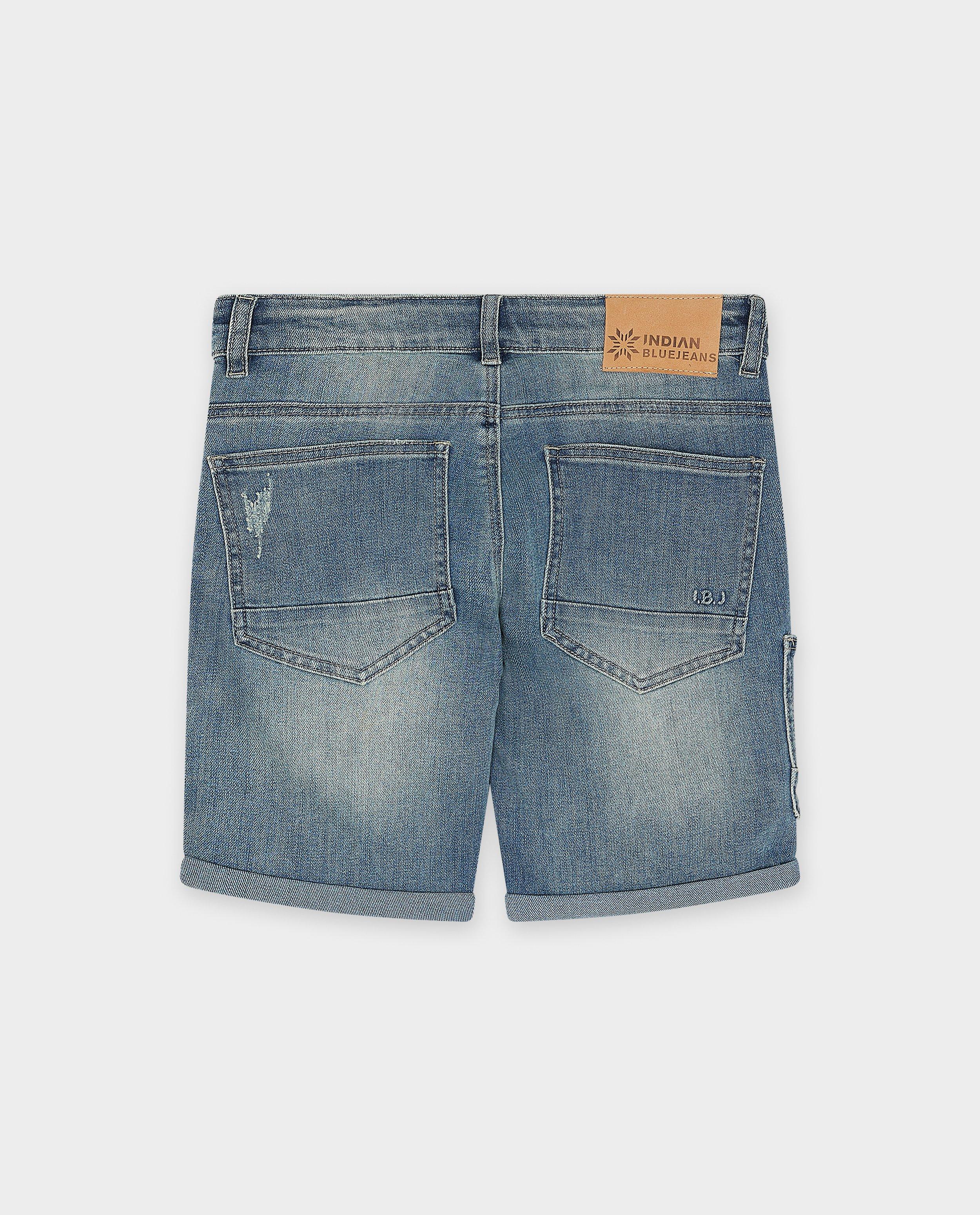Indian Blue Jeans világoskék színű, kopott hatású farmer rövidnadrág