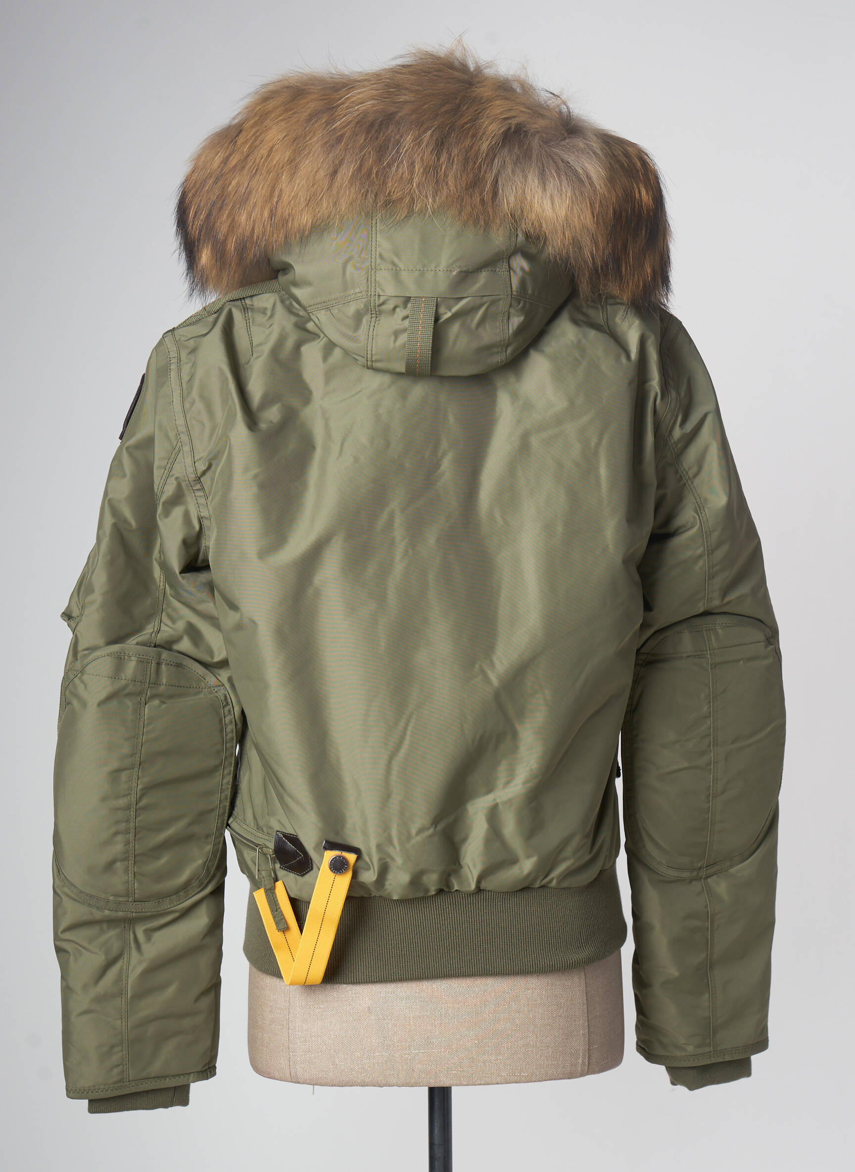 Parajumpers Doudounes Femme couleur vert