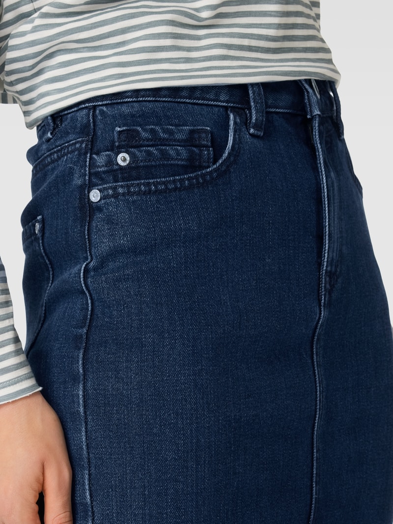 Jeansrock mit Label-Detail in dunkelblau