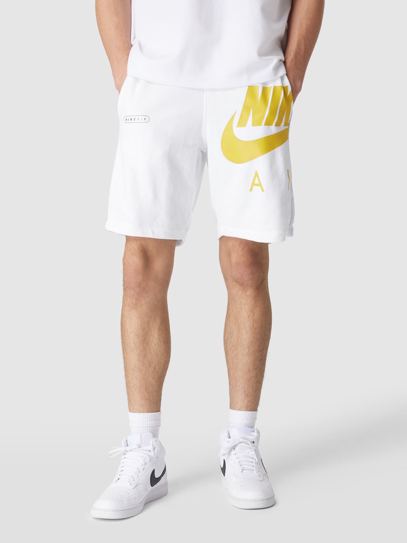 Sweatshorts mit Label-Print in weiß