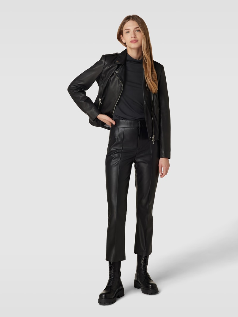 Longsleeve mit Rollkragen in schwarz