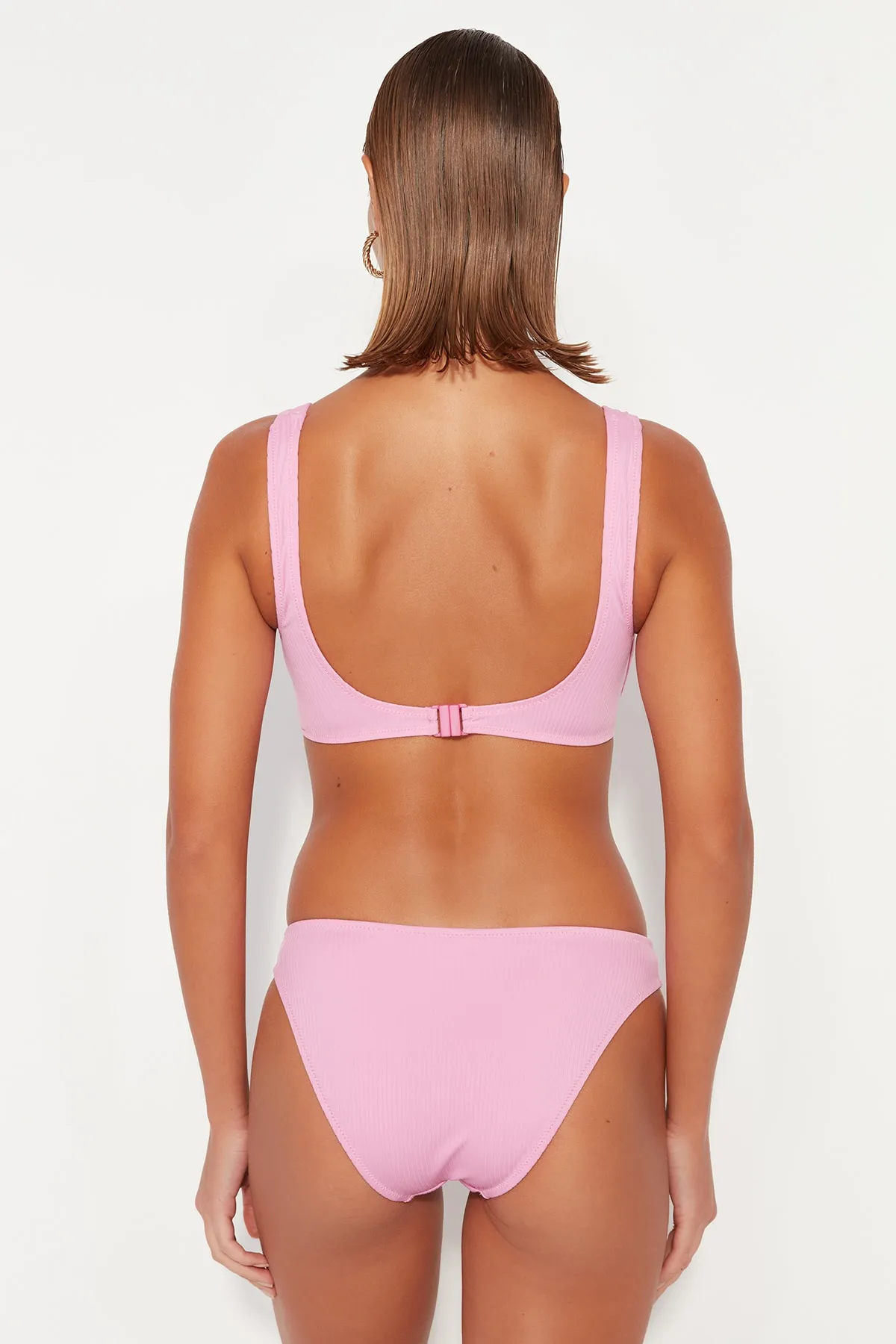 Trendyol Collection  Rosa strukturiertes Bügel-Bikinioberteil TBESS21BU0017