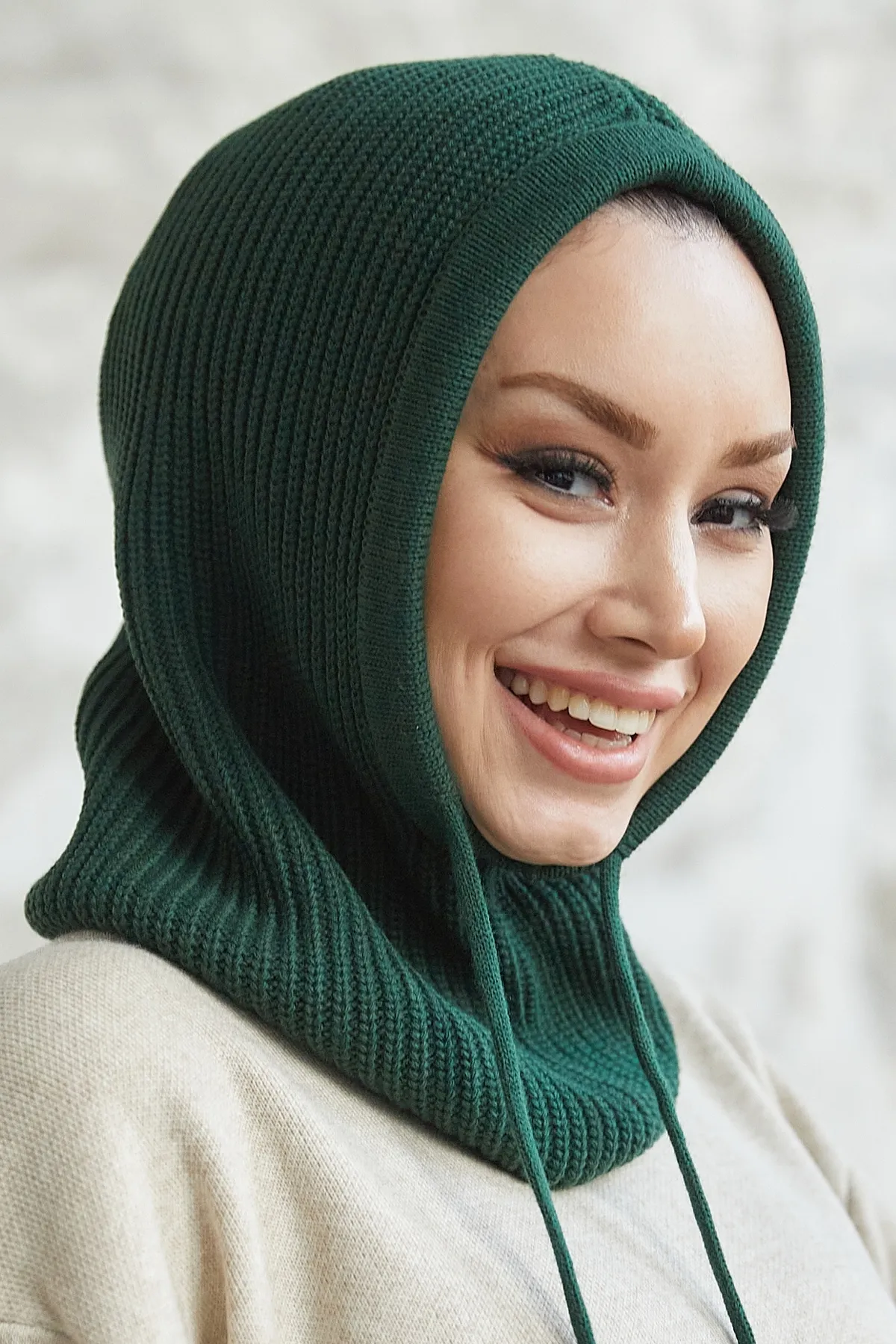InStyle  Rona Knitwear Balaklava – Smaragdgrün