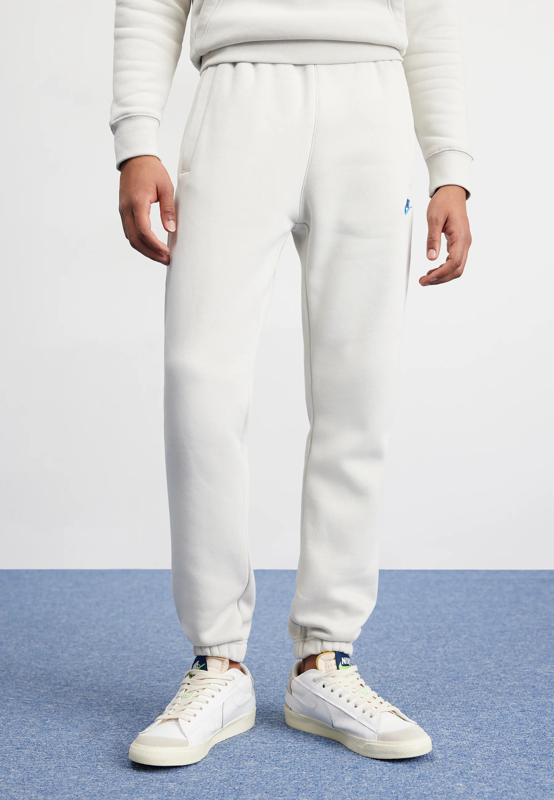 Nike Sportswear CLUB PANT - Pantalones deportivos