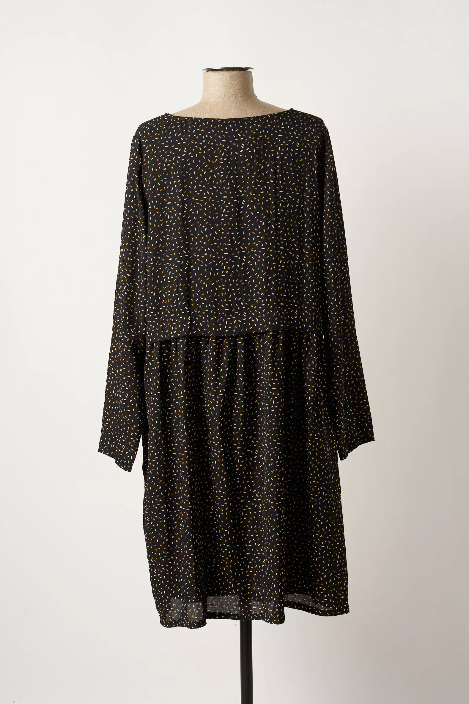 Ichi Robes Courtes Femme couleur noir