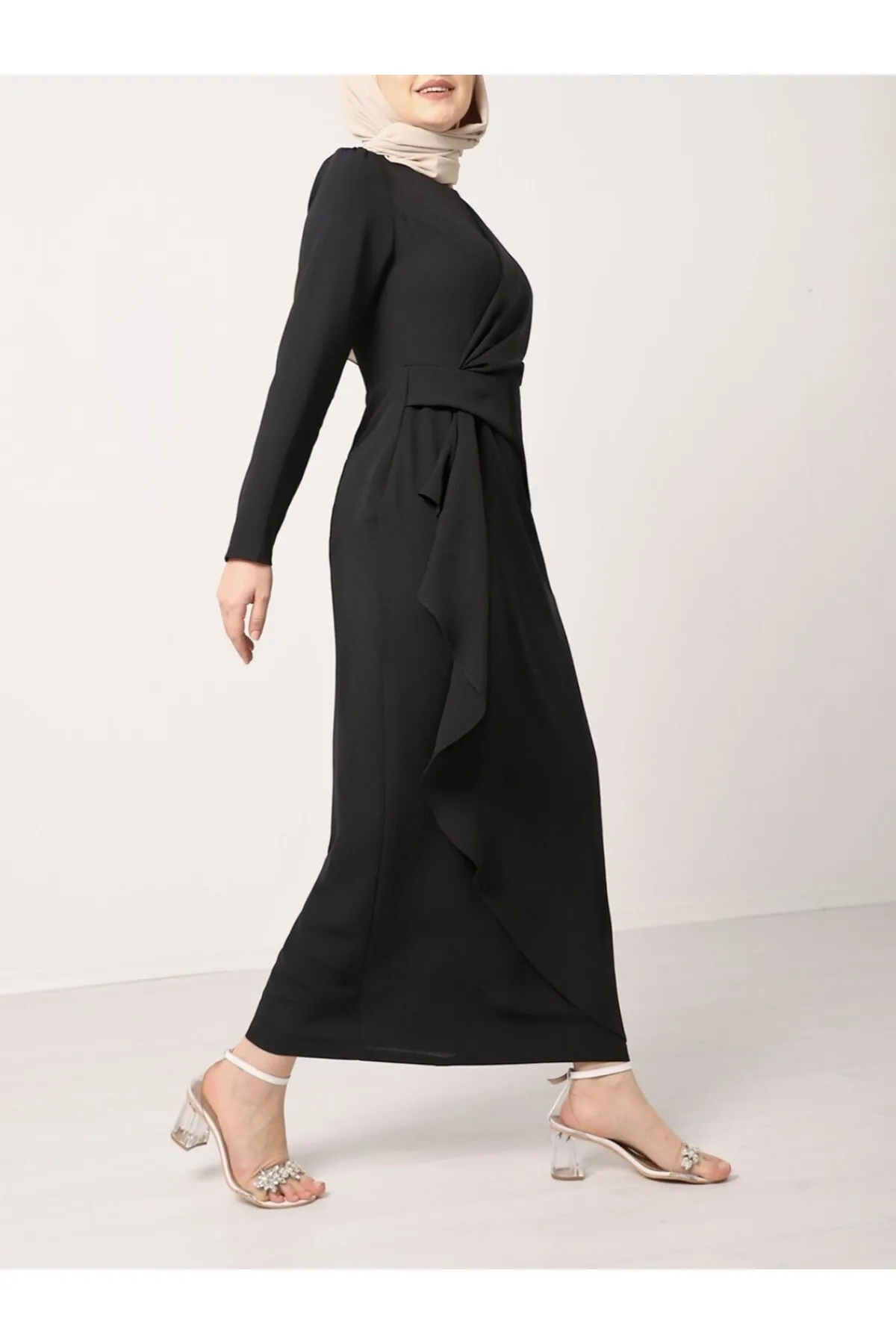 Modamorfo  Asymmetrisches Kreppkleid mit Aller-Front und Rock