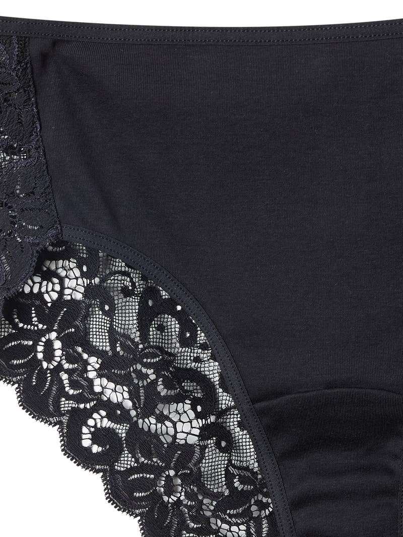 Slip aus Feinripp mit Spitzeneinsatz Modell Moments in schwarz