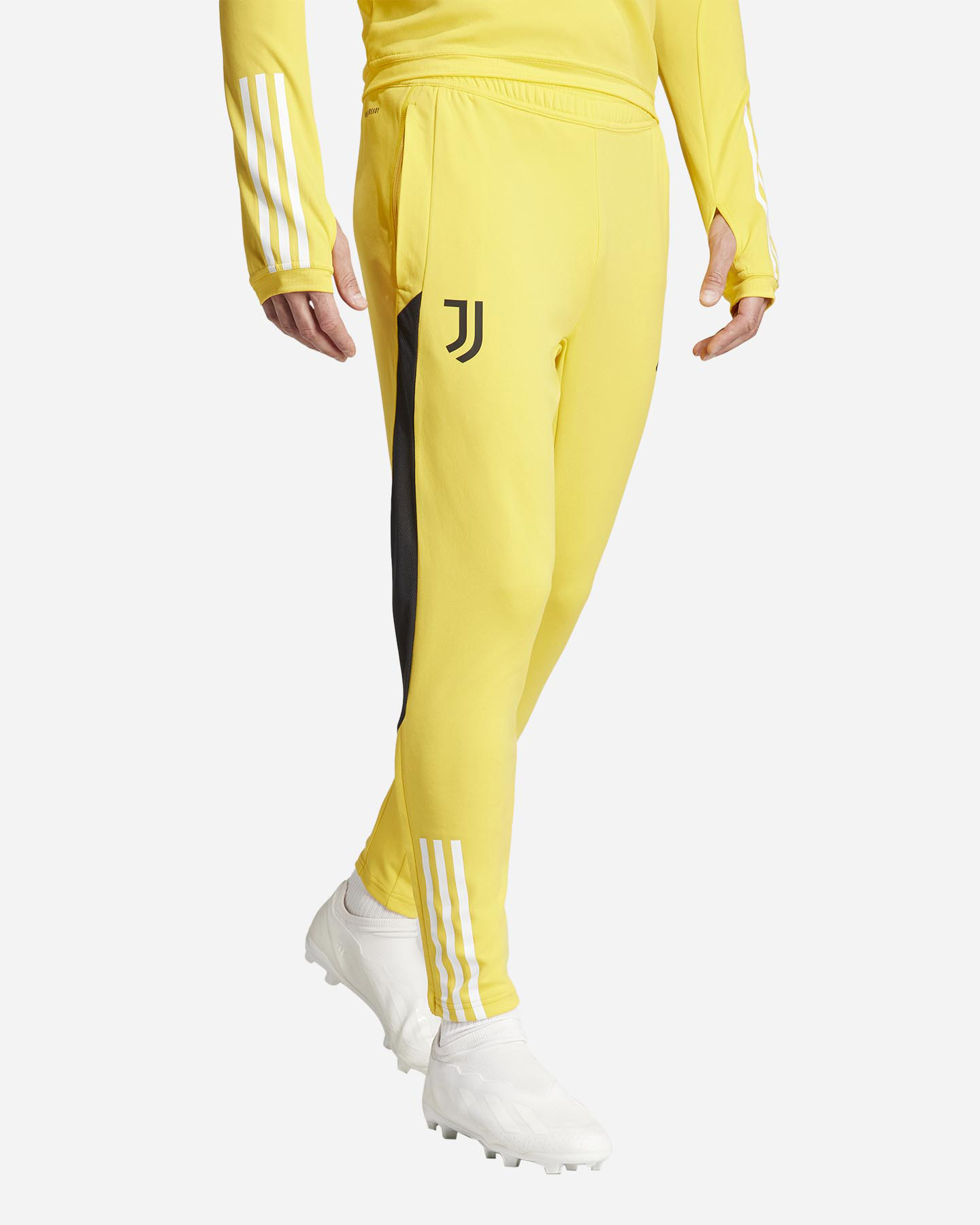 Oficiálne futbalové oblečenie Adidas Juventus 23-24 M IQ0871
