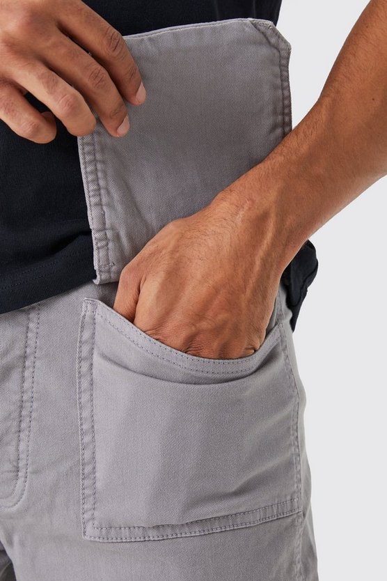 Slim-Fit Cargo-Hose mit Riemchen-Detail
