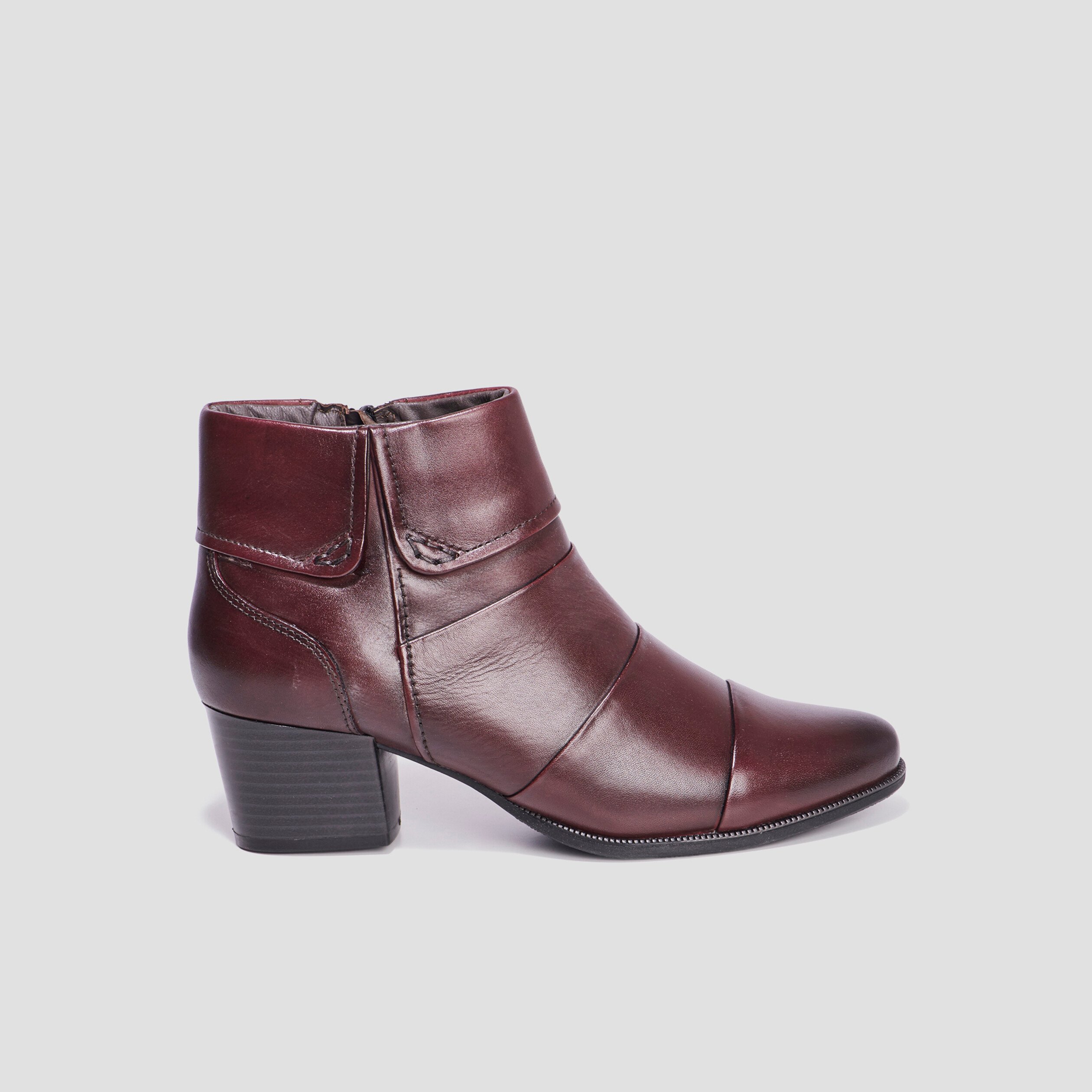 Bottines à talons en cuir pied large bordeaux femme | La Halle