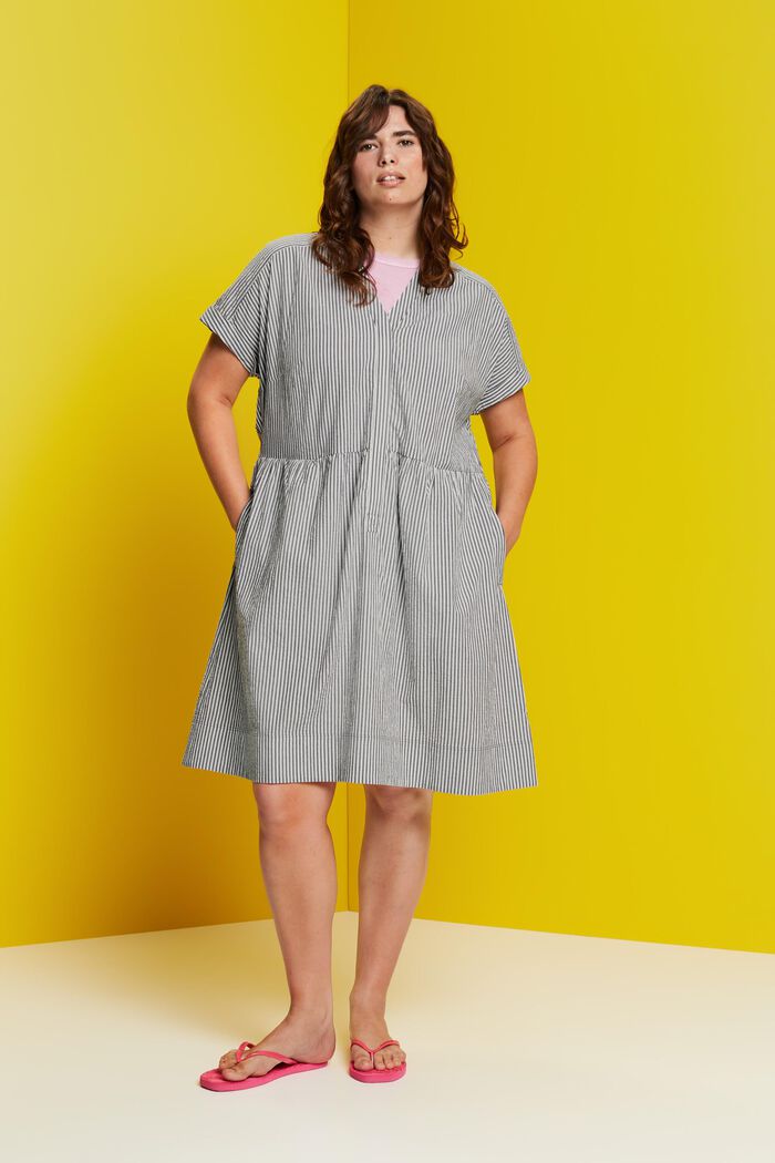 CURVY Seersucker-Kleid 100 % Baumwolle