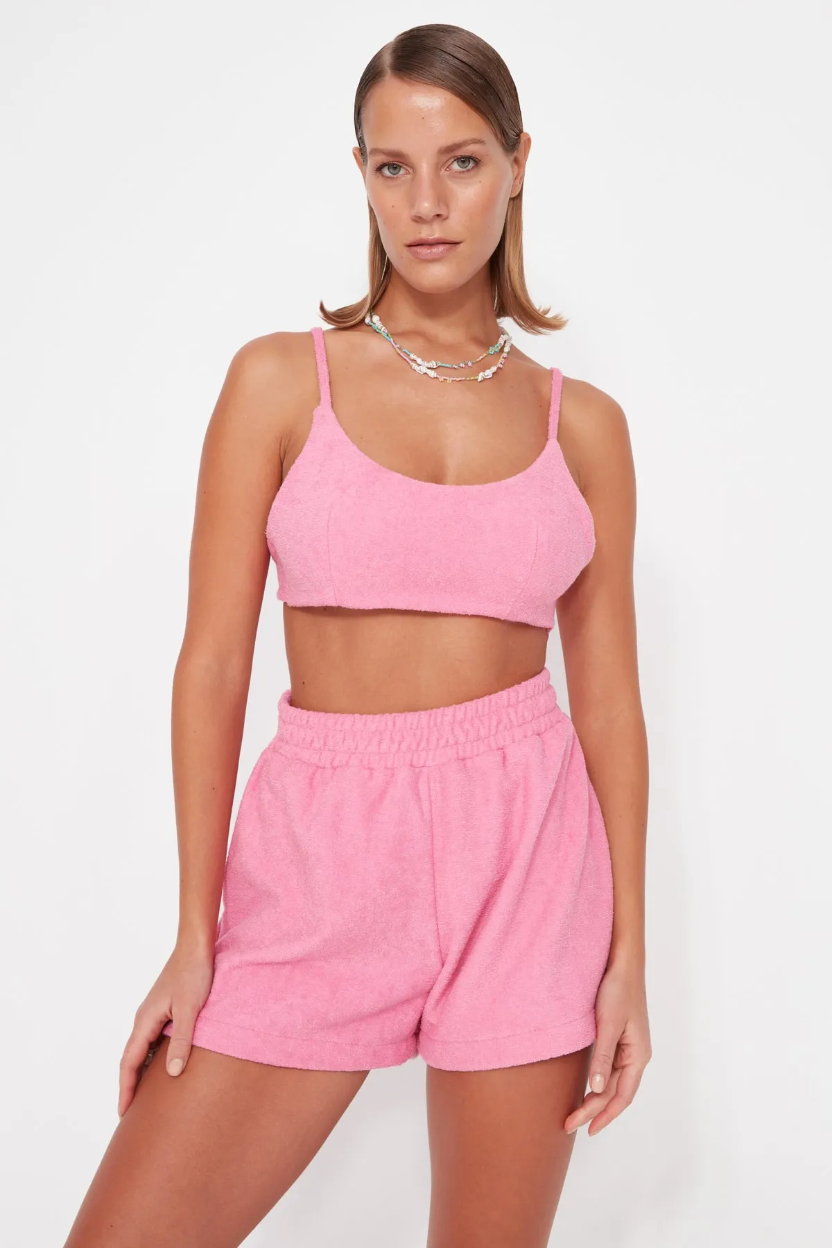 Trendyol Collection  Fuchsia gestricktes Handtuch-Blusen-Shorts-Set TBESS23AU00163