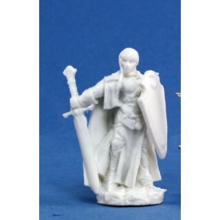 Female Paladin Isabeau Laroche