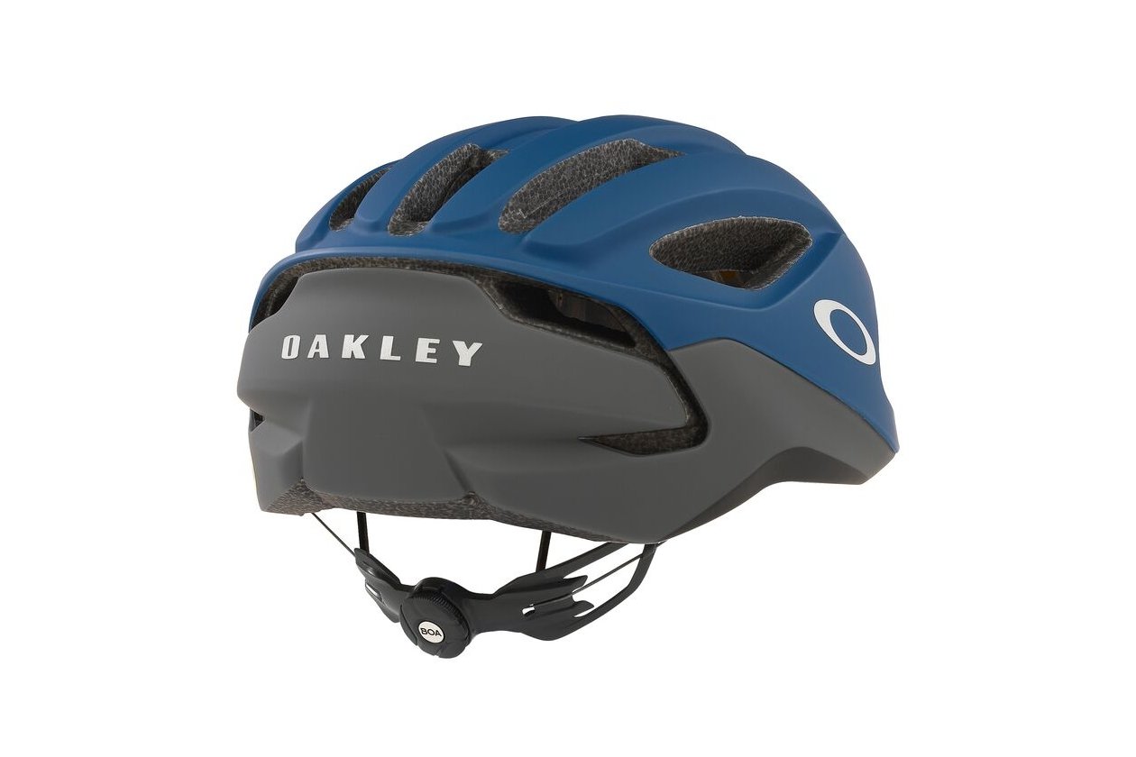 Oakley ARO3