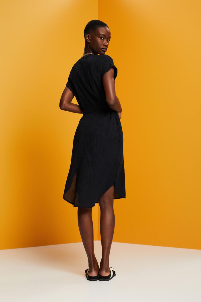 Midikleid in Knitteroptik mit Gürtel