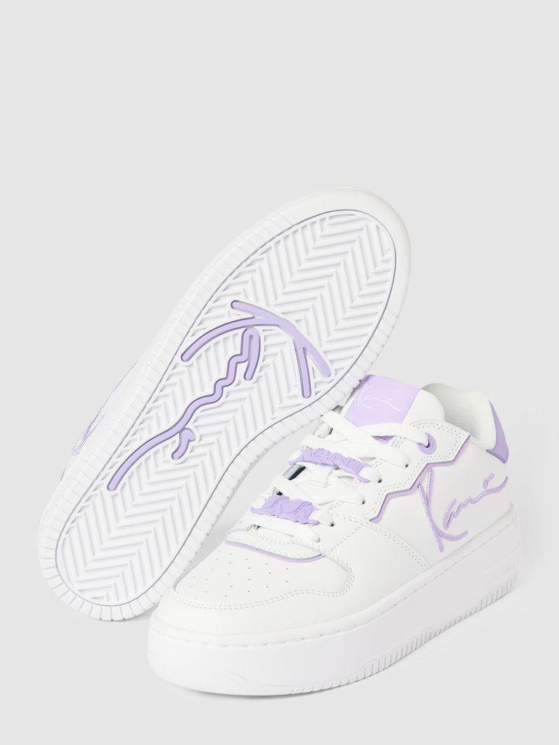 Sneaker mit Kontrastbesatz in weiss