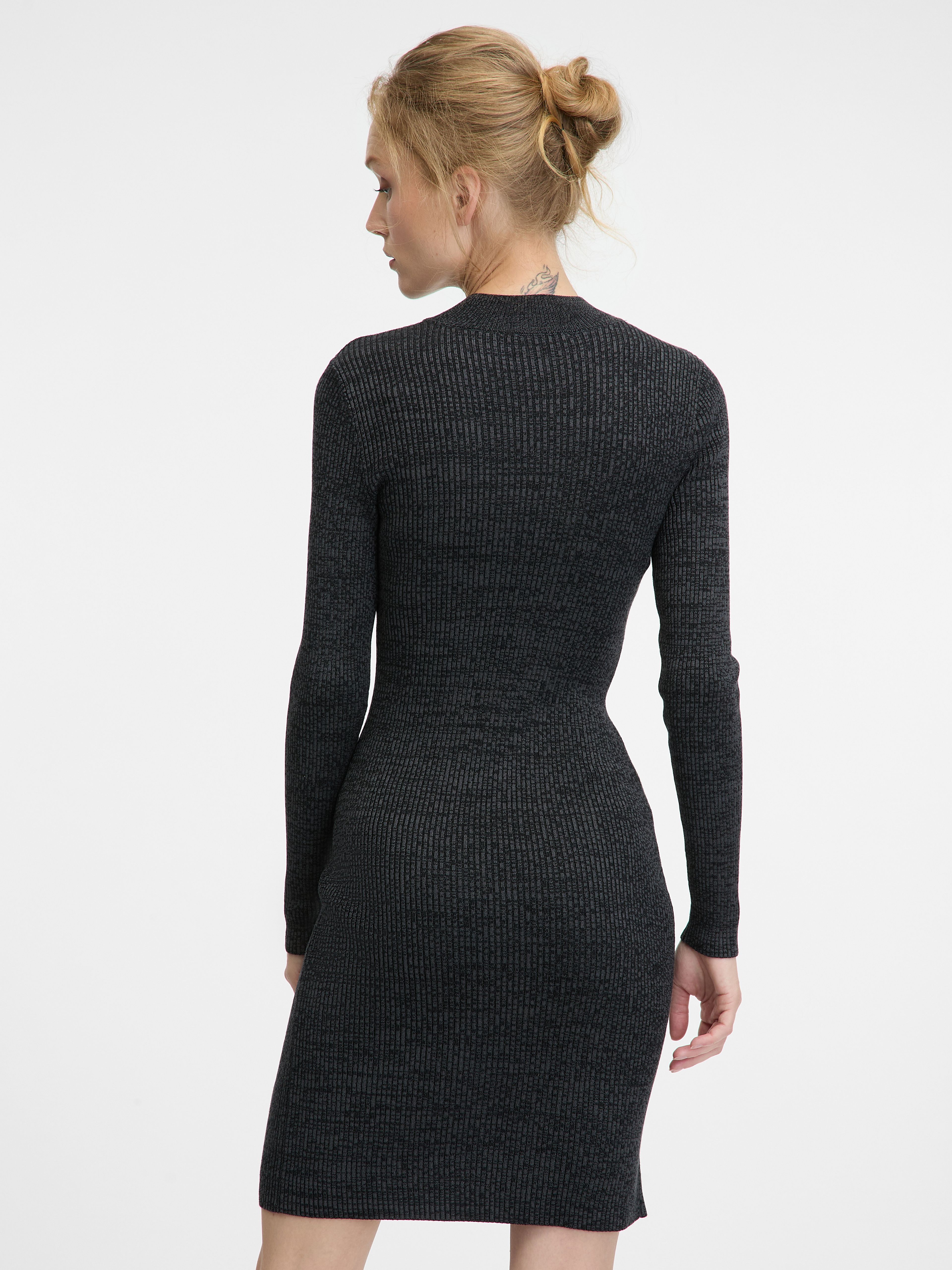 Schwarzes knielanges Damenkleid ORSAY