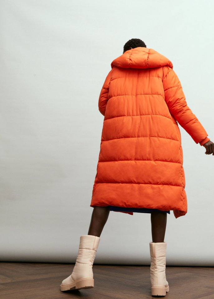 Wattierter Oversize-Mantel mit Kapuze, aus recyceltem Polyester